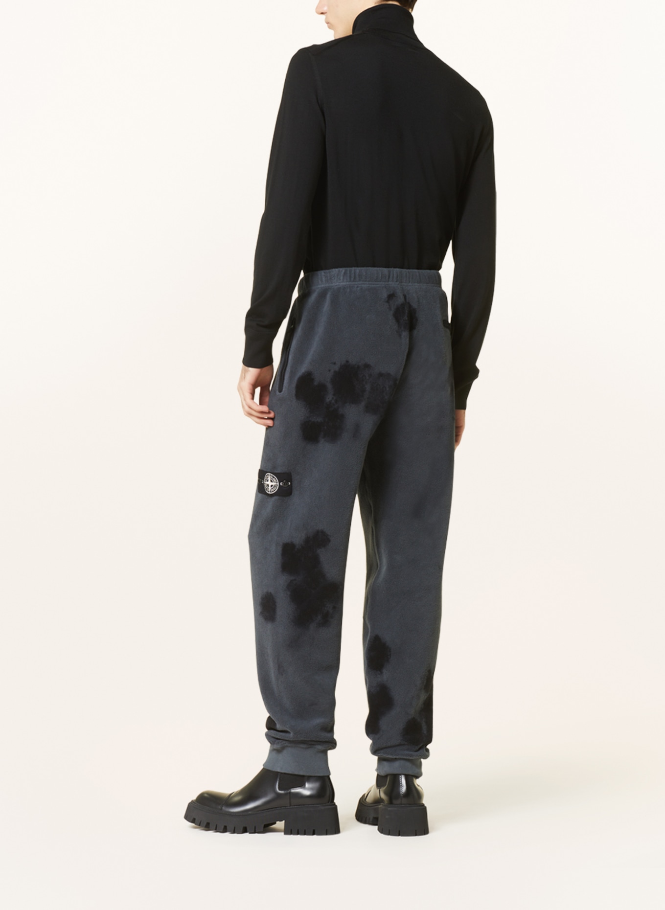 STONE ISLAND Fleece pants in jogger style, Color: DARK GRAY/ BLACK (Image 3)