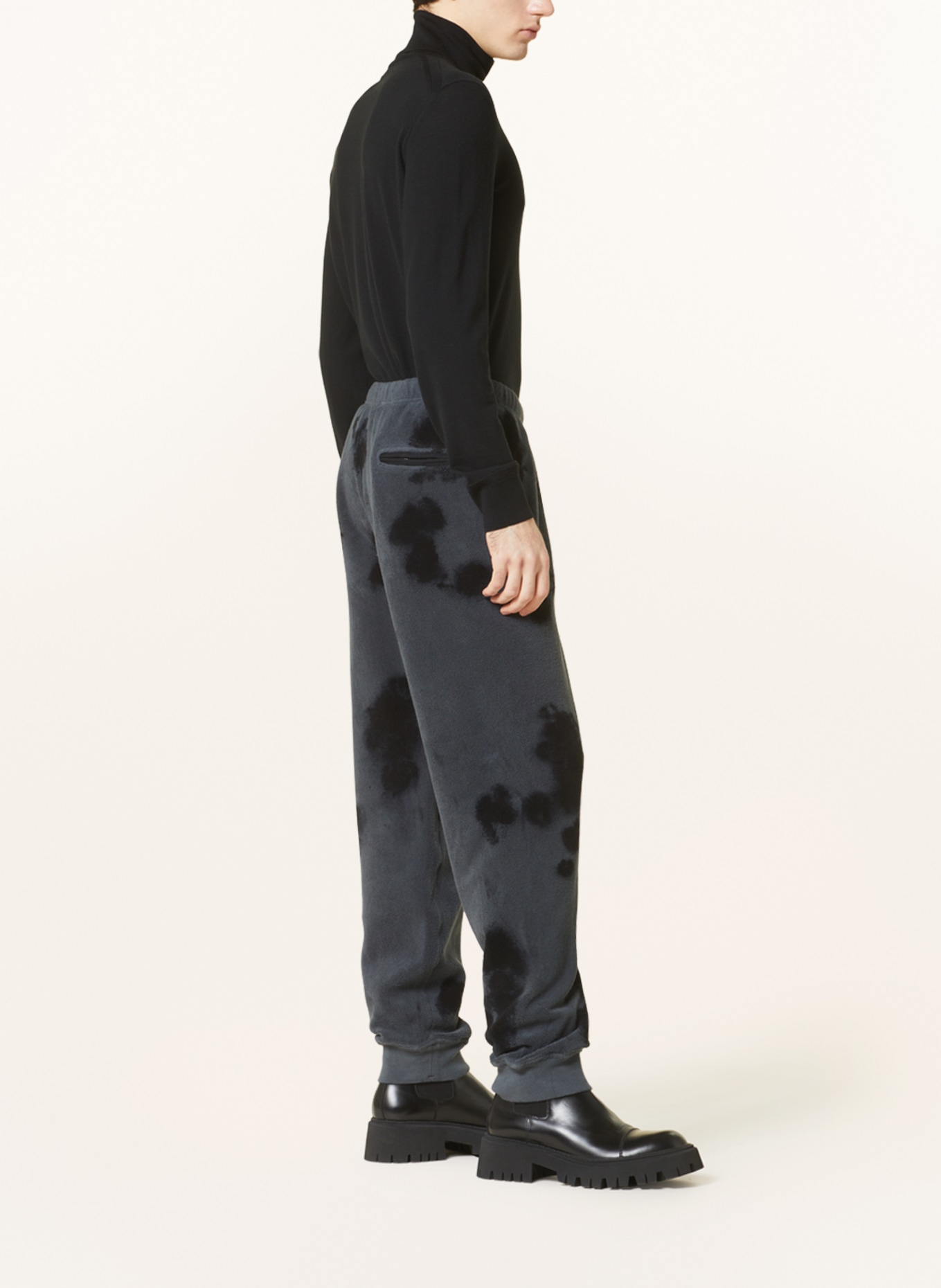 STONE ISLAND Fleece pants in jogger style, Color: DARK GRAY/ BLACK (Image 4)