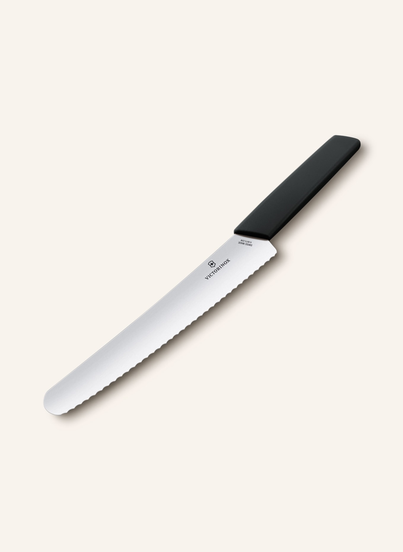 VICTORINOX Bread and pastry knife SWISS MODERN, Color: BLACK (Image 2)