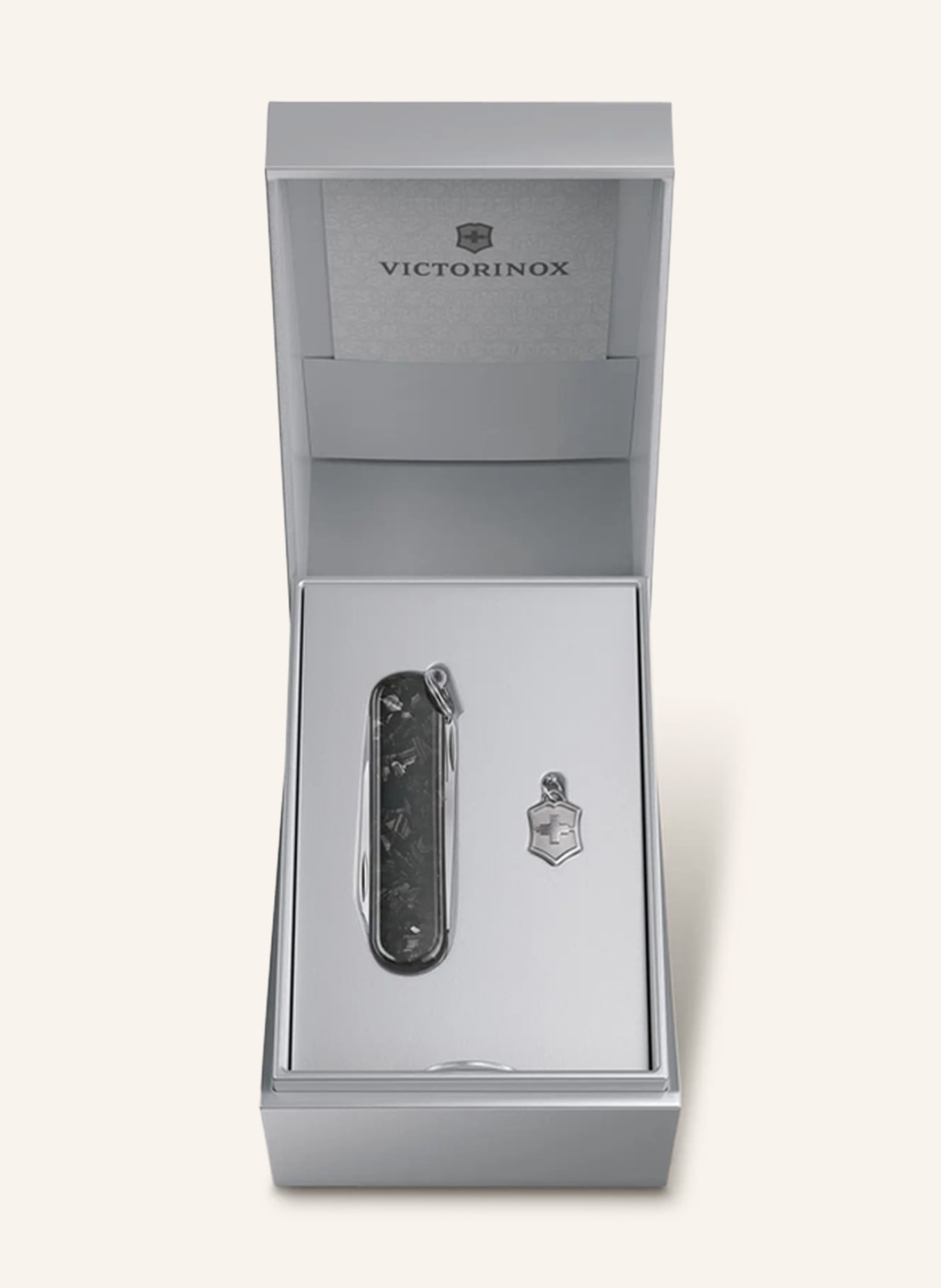 VICTORINOX Taschenmesser CLASSIC SD BRILLIANT CARBON, Farbe: SCHWARZ (Bild 3)