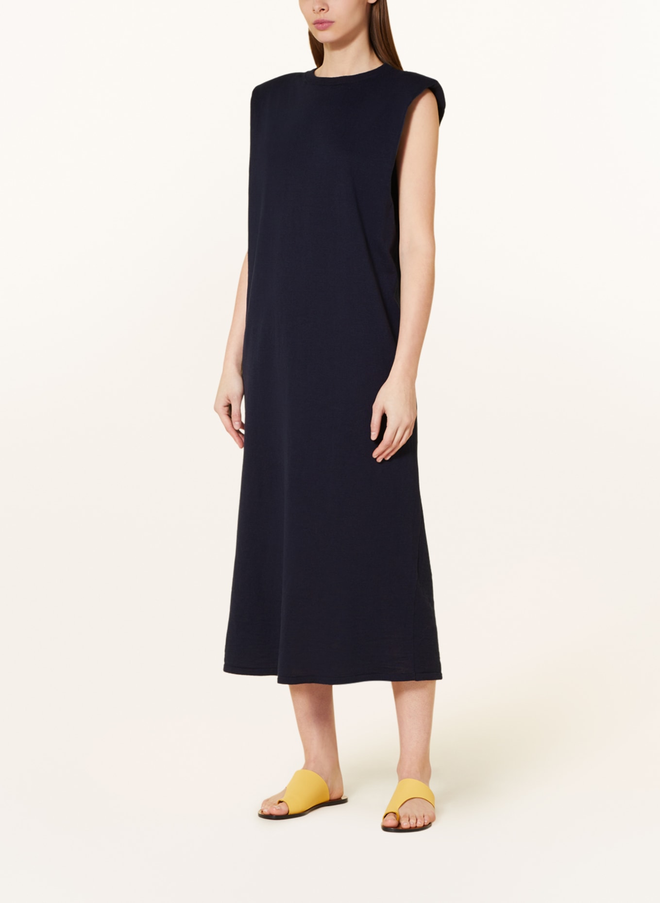 Phase eight gretchen dress hotsell