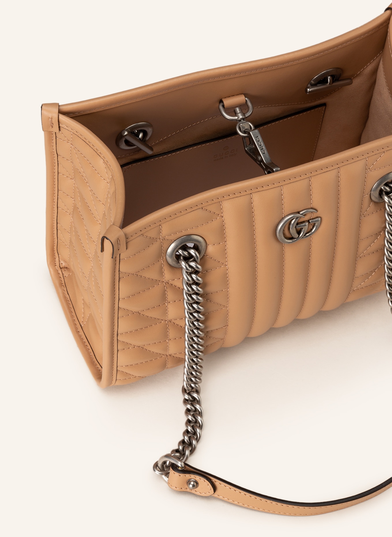 Gucci camelia outlet