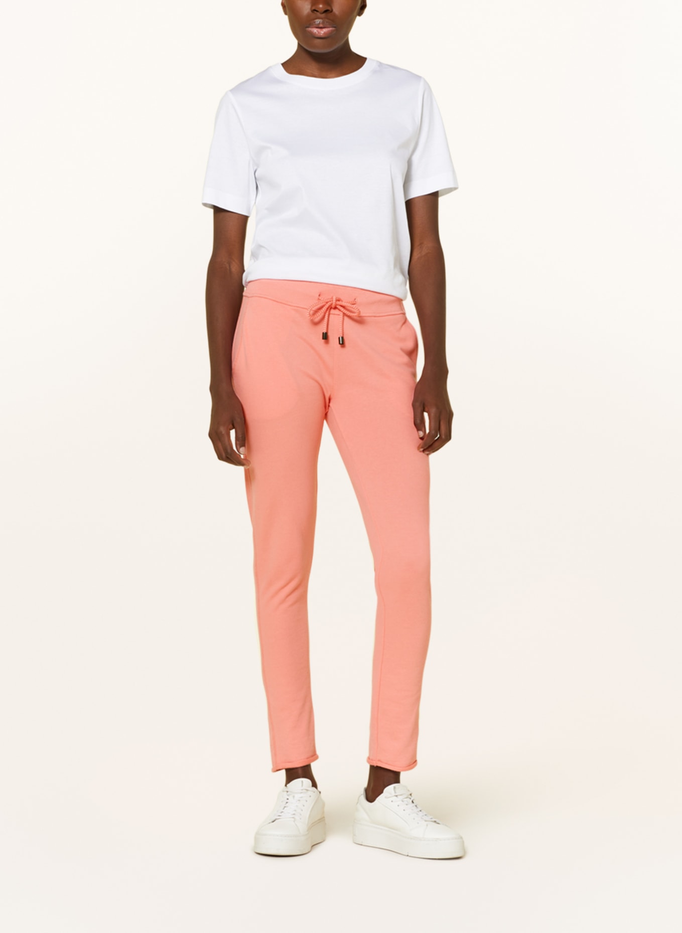 Juvia Sweatpants SUMMER, Color: SALMON (Image 2)