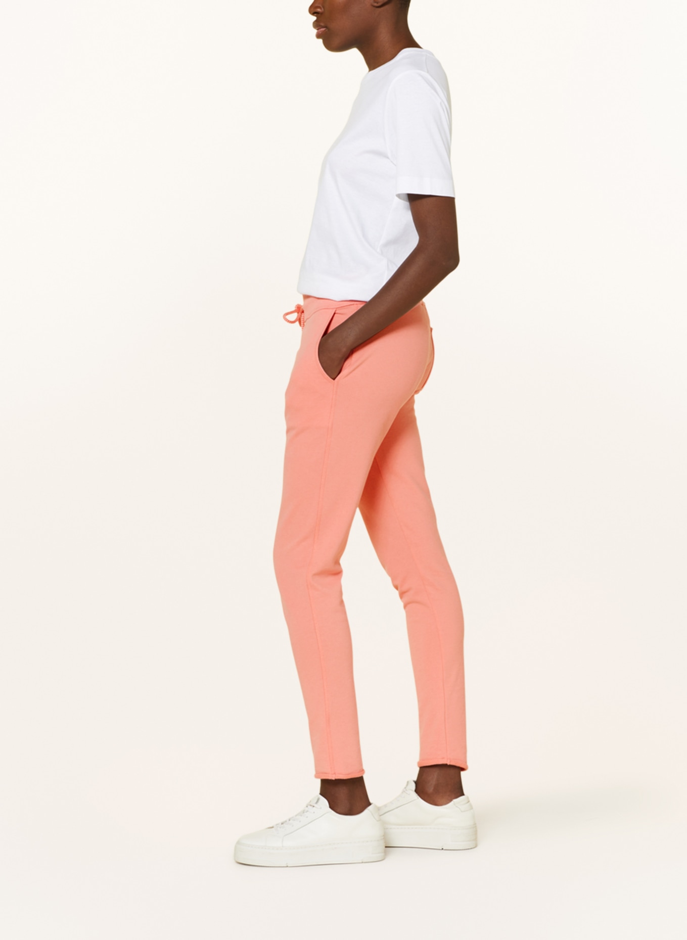 Juvia Sweatpants SUMMER, Color: SALMON (Image 4)
