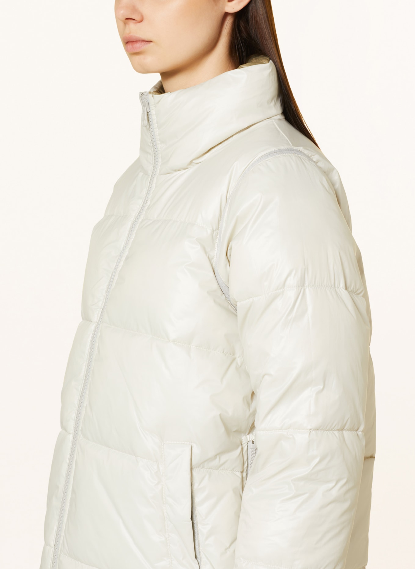 Herrlicher Reversible quilted jacket TOLA with detachable sleeves, Color: LIGHT GREEN (Image 6)