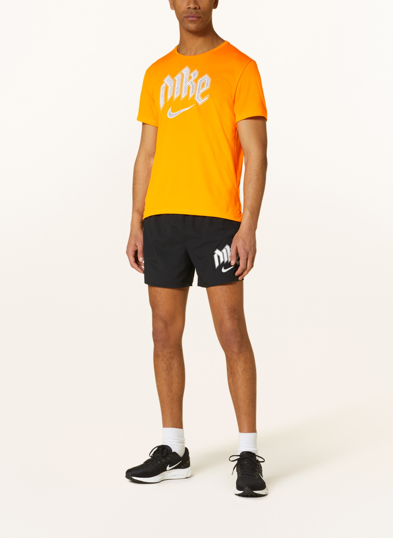 Nike Running shirt DRI-FIT RUN DIVISION MILER, Color: NEON ORANGE (Image 2)