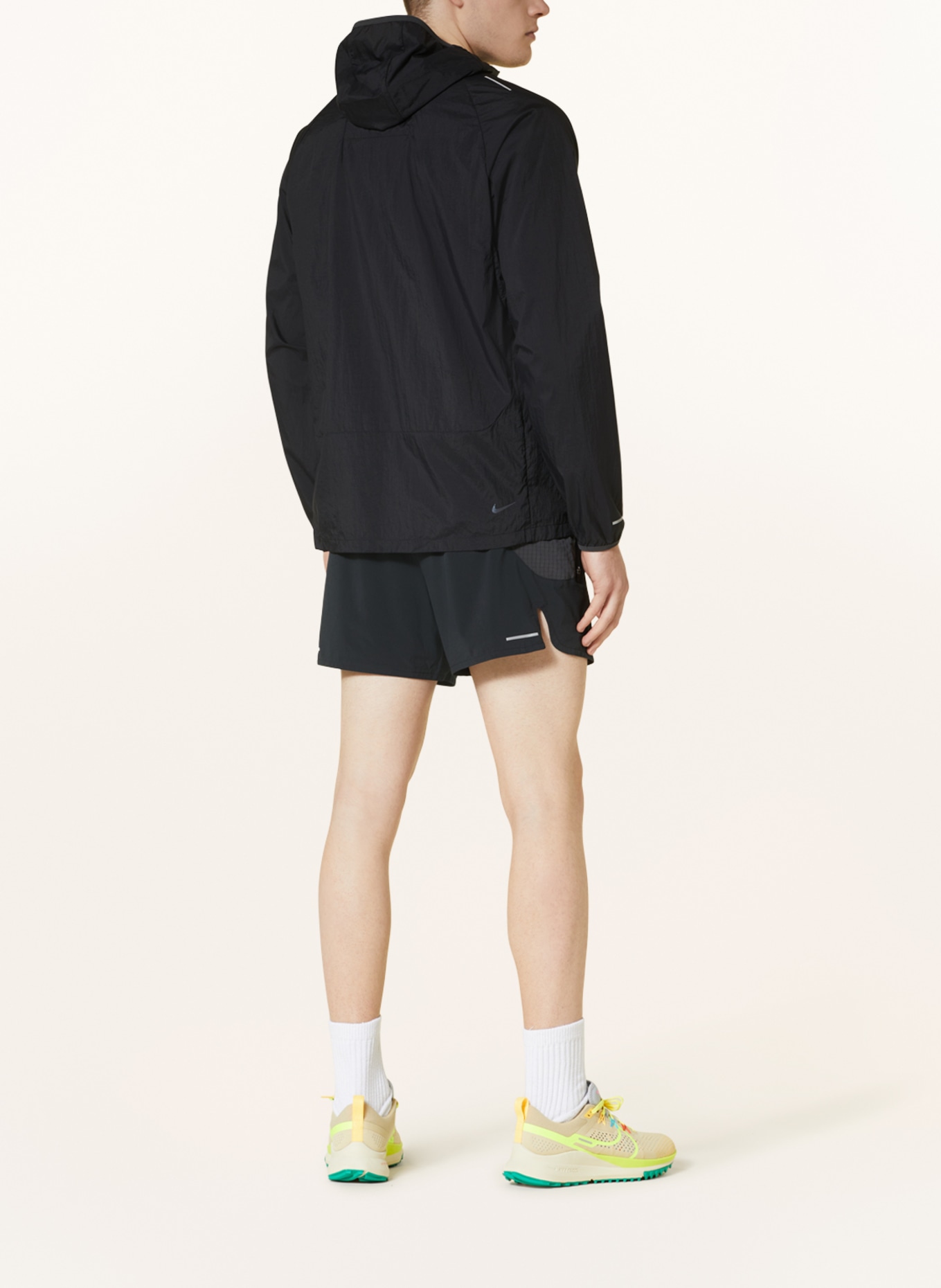 Nike Running jacket TRAIL AIREEZ, Color: BLACK (Image 3)