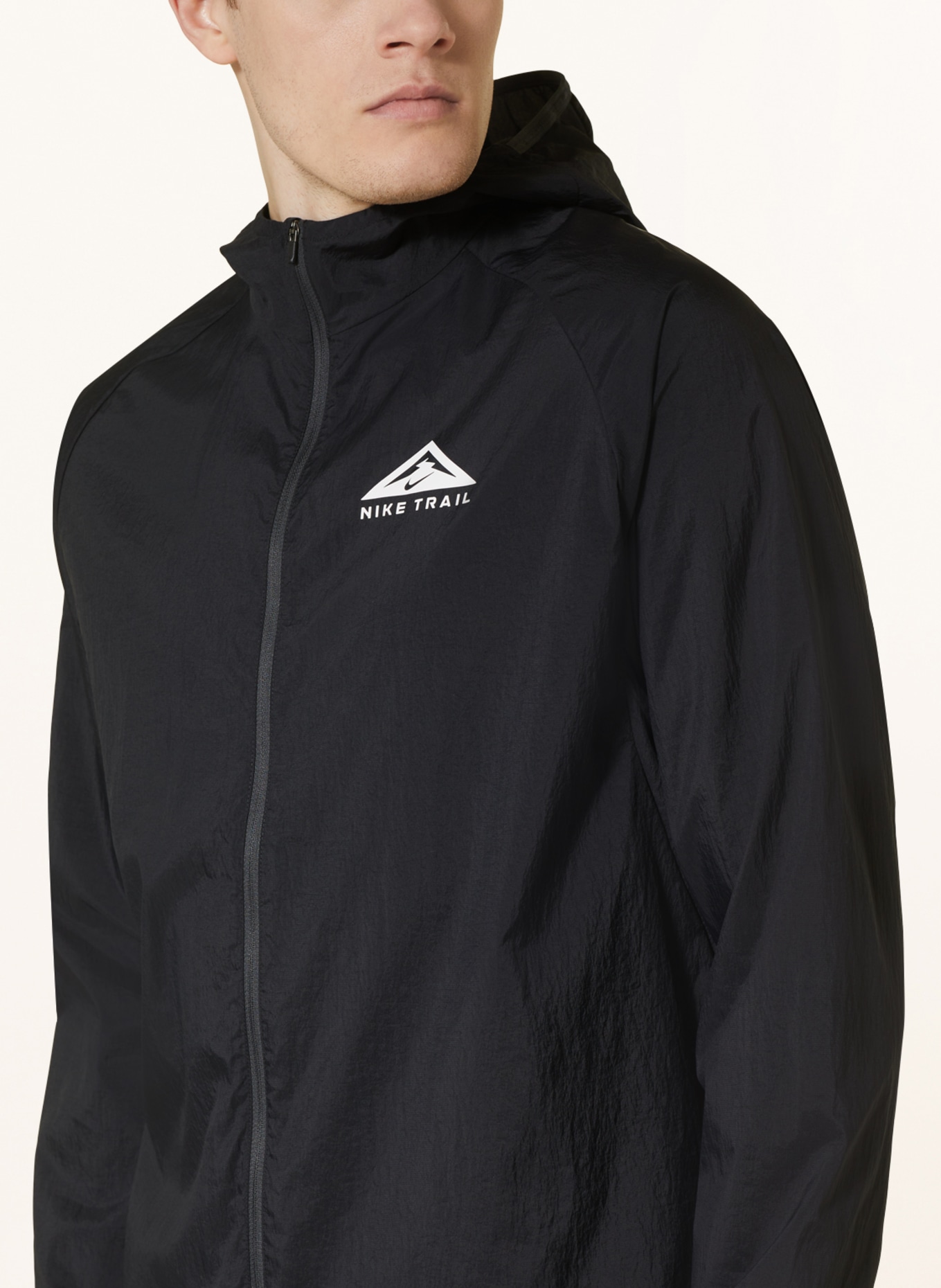 Nike Running jacket TRAIL AIREEZ, Color: BLACK (Image 5)