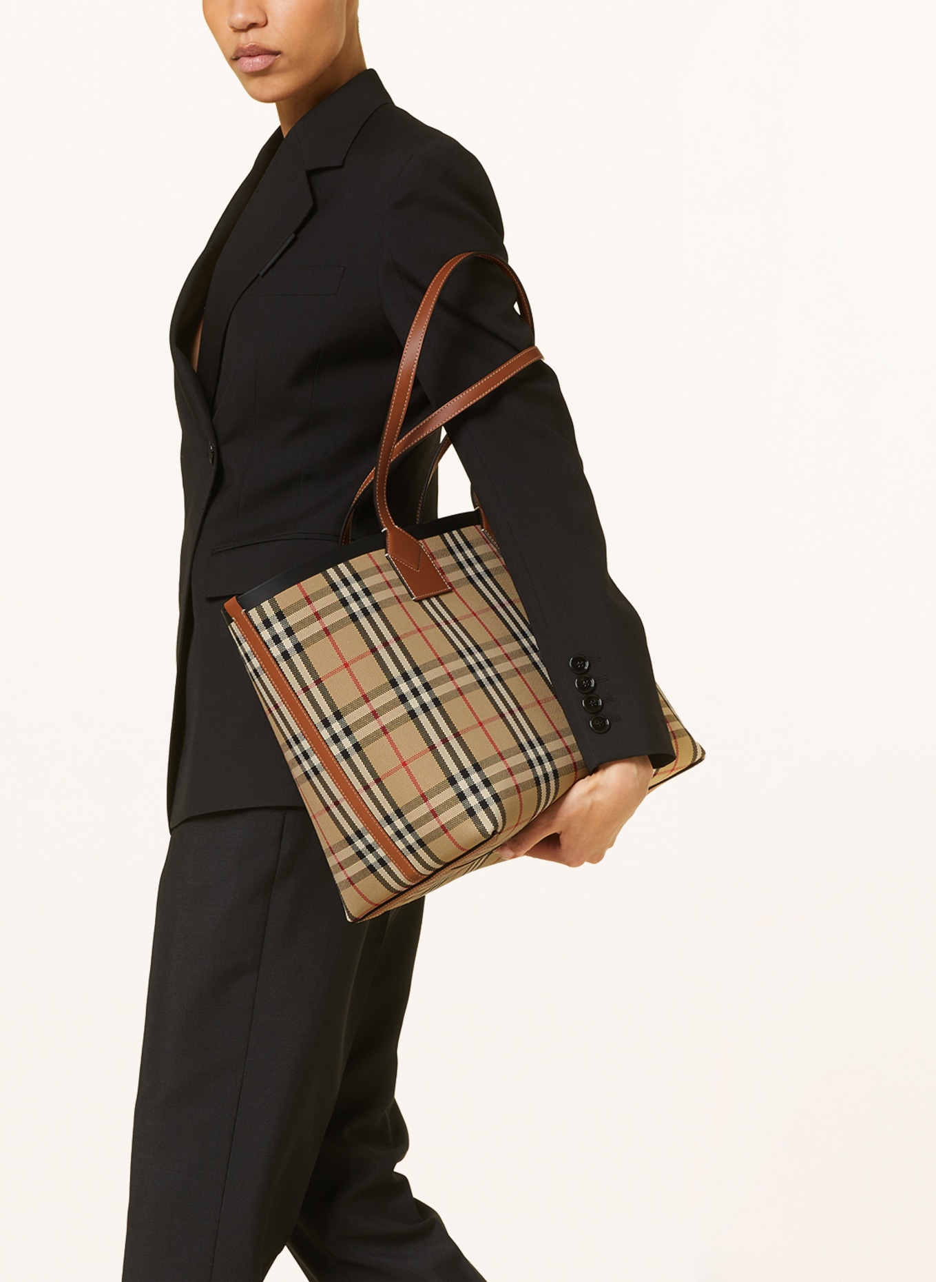 BURBERRY Shopper LONDON with pouch, Color: BEIGE/ BLACK/ RED (Image 4)