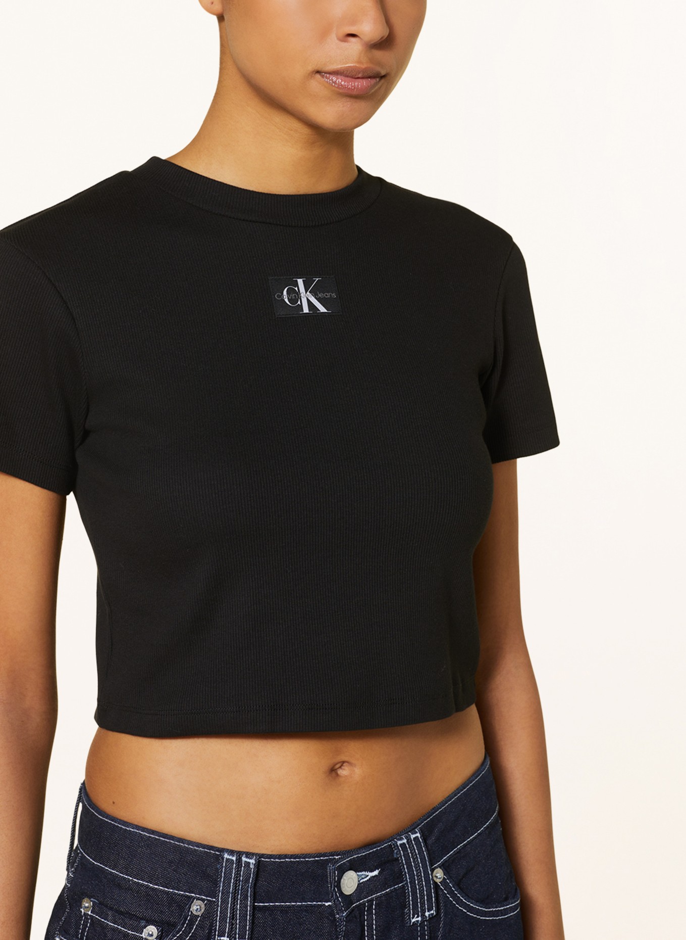 Calvin Klein Jeans Cropped-Shirt, Farbe: SCHWARZ (Bild 4)