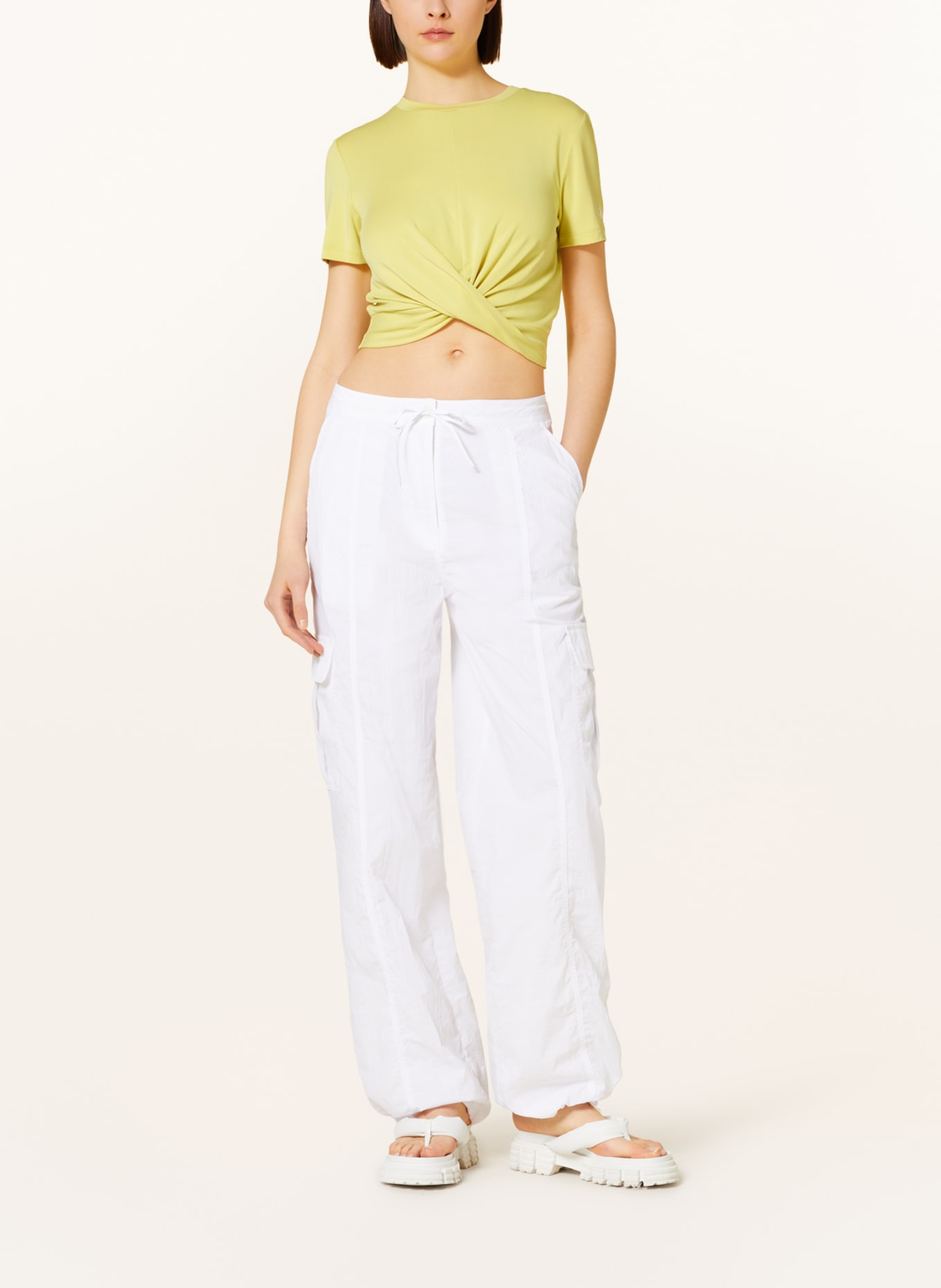 Calvin Klein Jeans Cropped tričko, Barva: ŽLUTÁ (Obrázek 2)