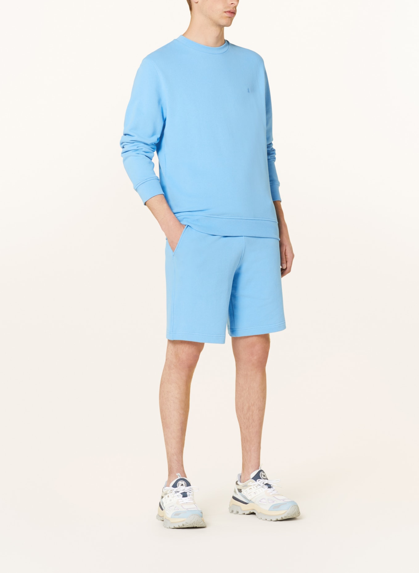 ARMEDANGELS Sweat shorts MAARCO Regular Fit, Color: LIGHT BLUE (Image 2)