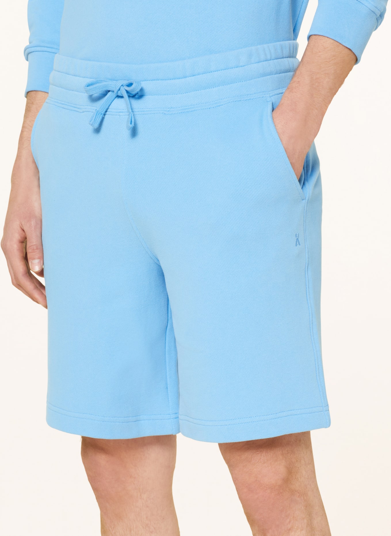 ARMEDANGELS Sweat shorts MAARCO Regular Fit, Color: LIGHT BLUE (Image 5)