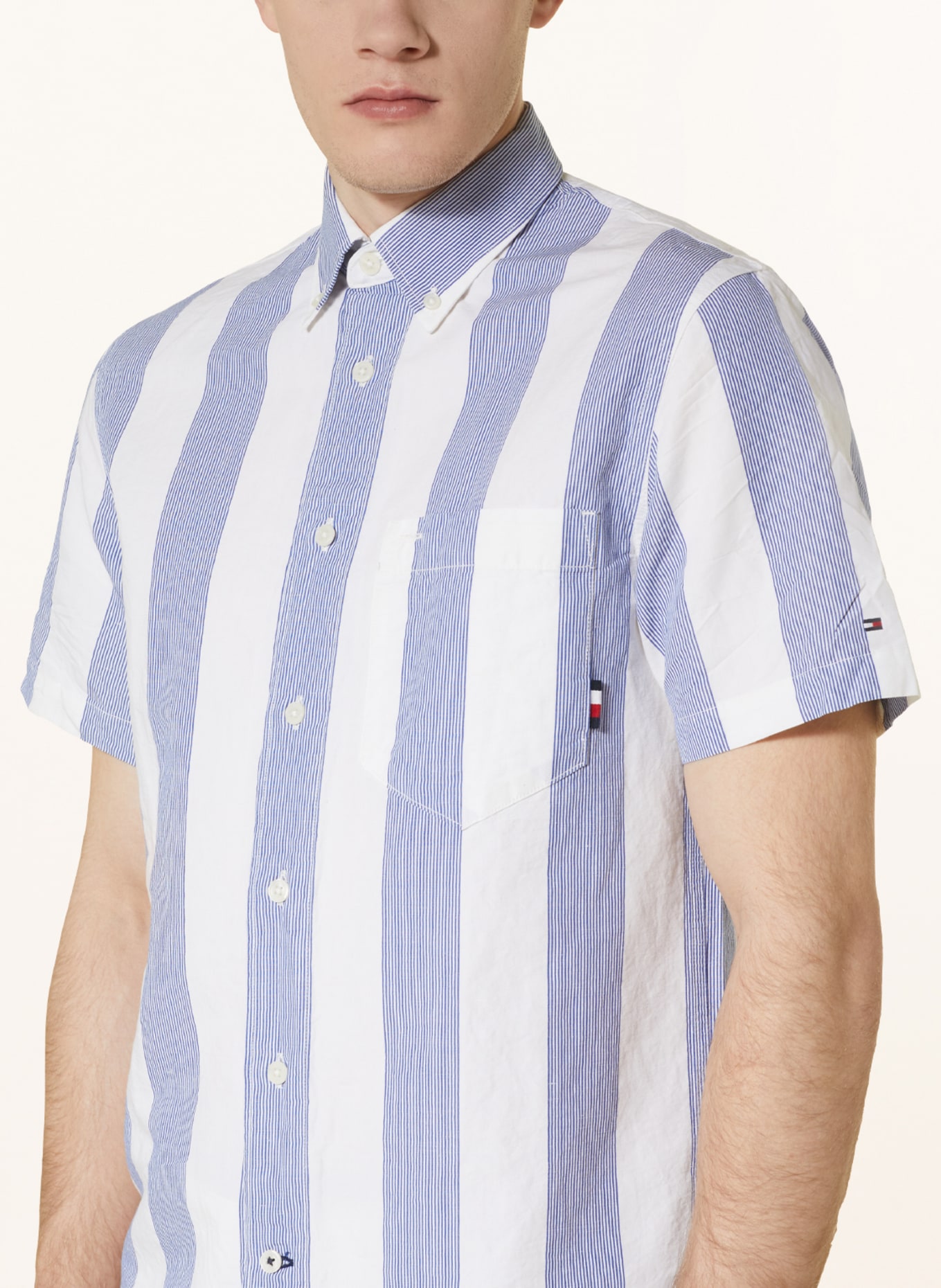 TOMMY HILFIGER Kurzarm-Hemd Comfort Fit mit Leinen, Farbe: BLAU/ WEISS (Bild 4)