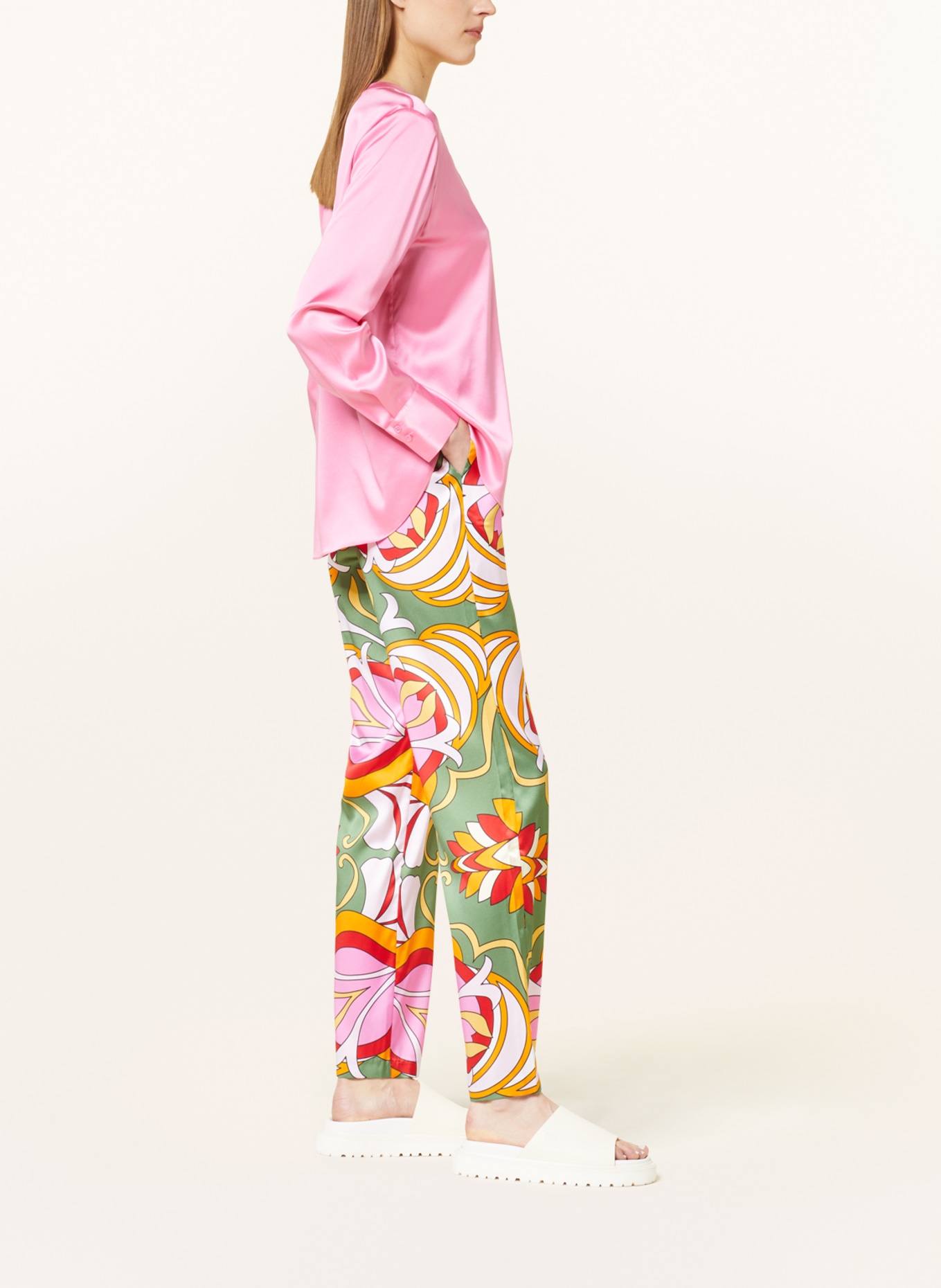 HERZEN'S ANGELEGENHEIT Wide leg trousers made of silk, Color: OLIVE/ LIGHT PINK/ ORANGE (Image 4)