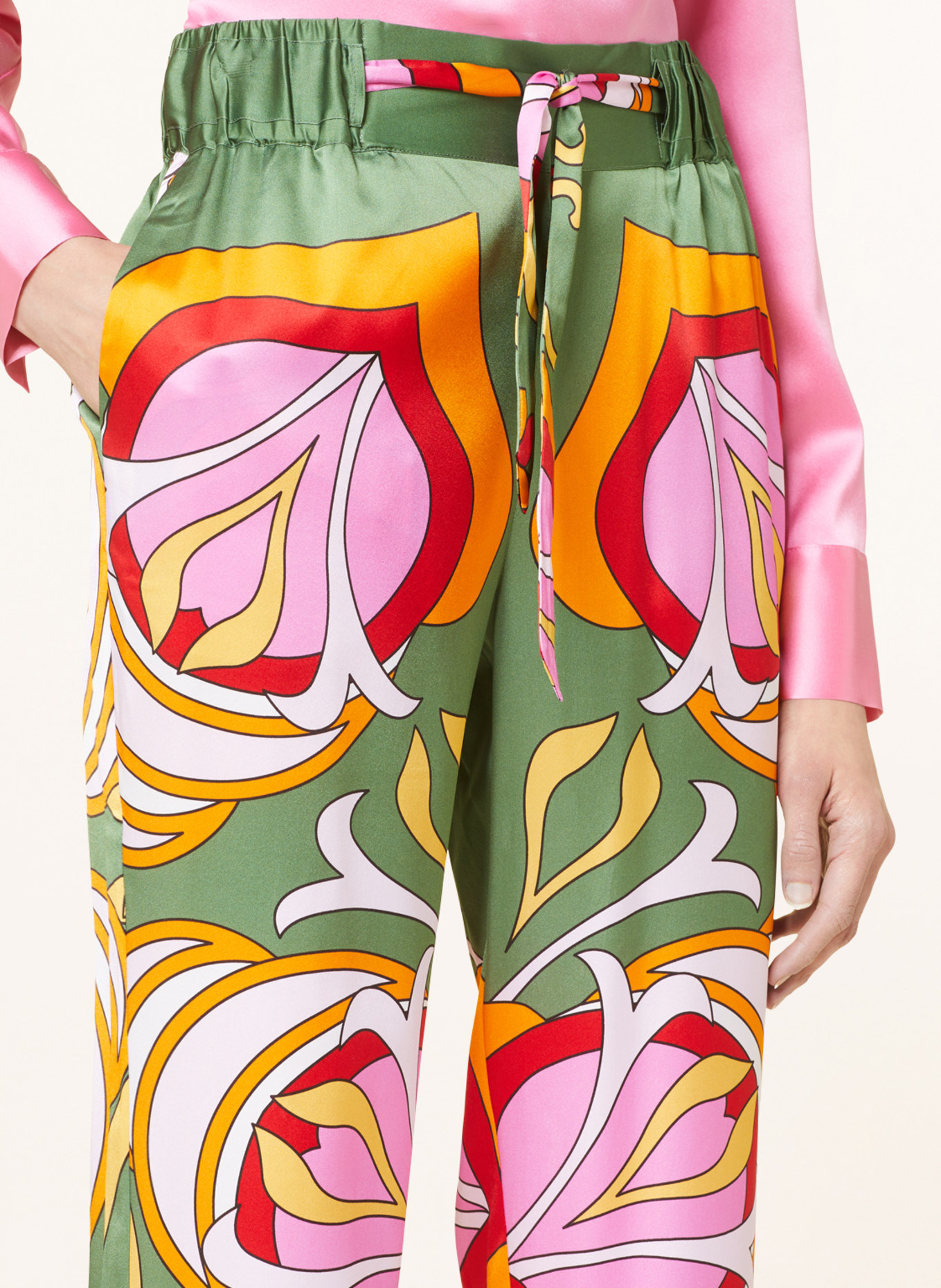HERZEN'S ANGELEGENHEIT Wide leg trousers made of silk, Color: OLIVE/ LIGHT PINK/ ORANGE (Image 5)