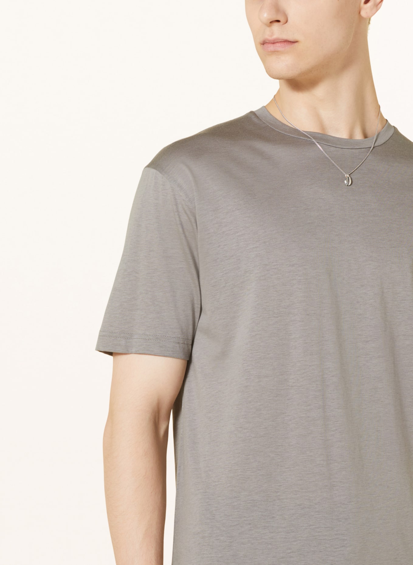 DRYKORN T-Shirt GILBERT, Farbe: GRAU (Bild 4)