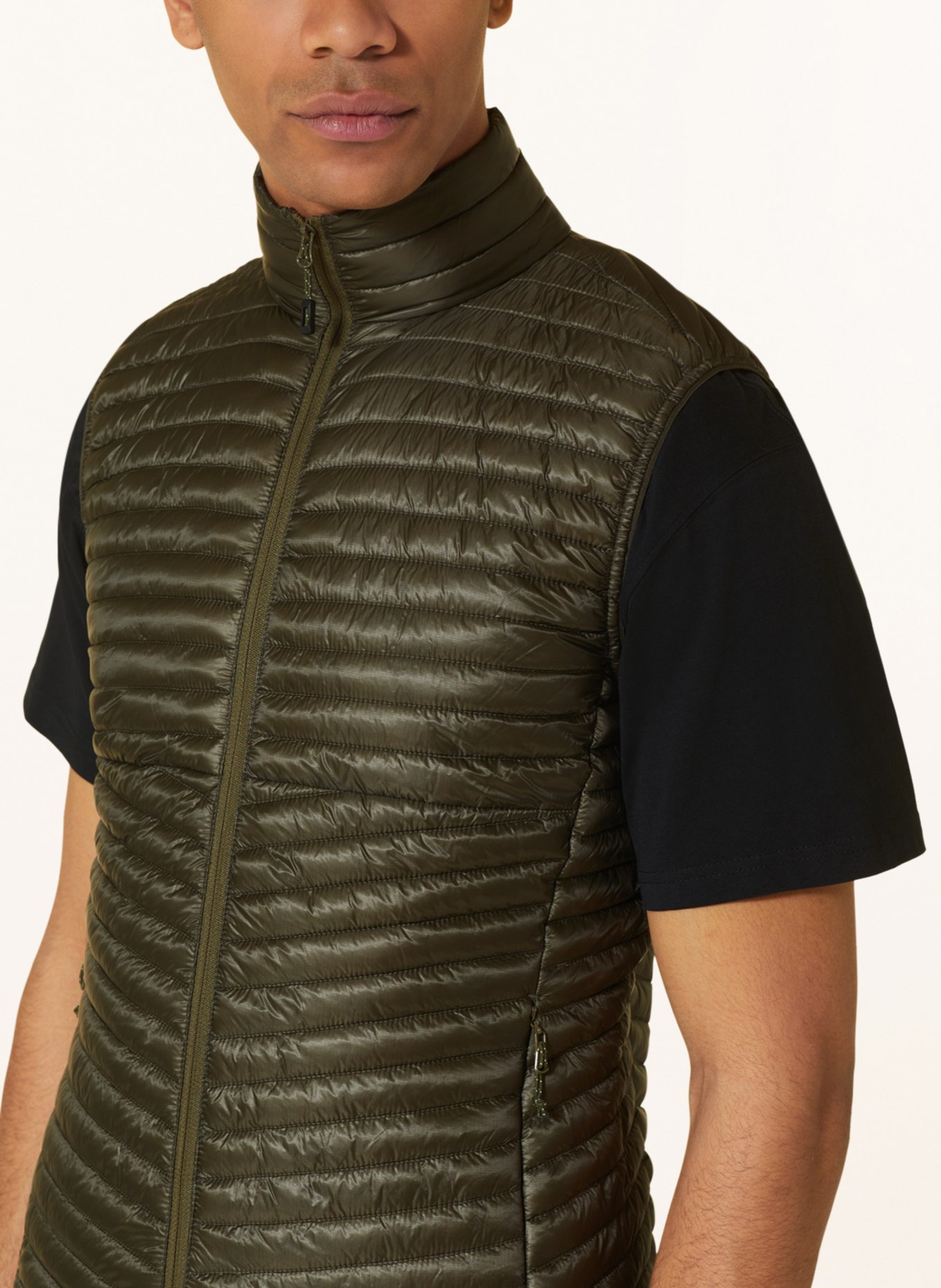 me°ru' Quilted vest KIPNUK, Color: OLIVE (Image 4)