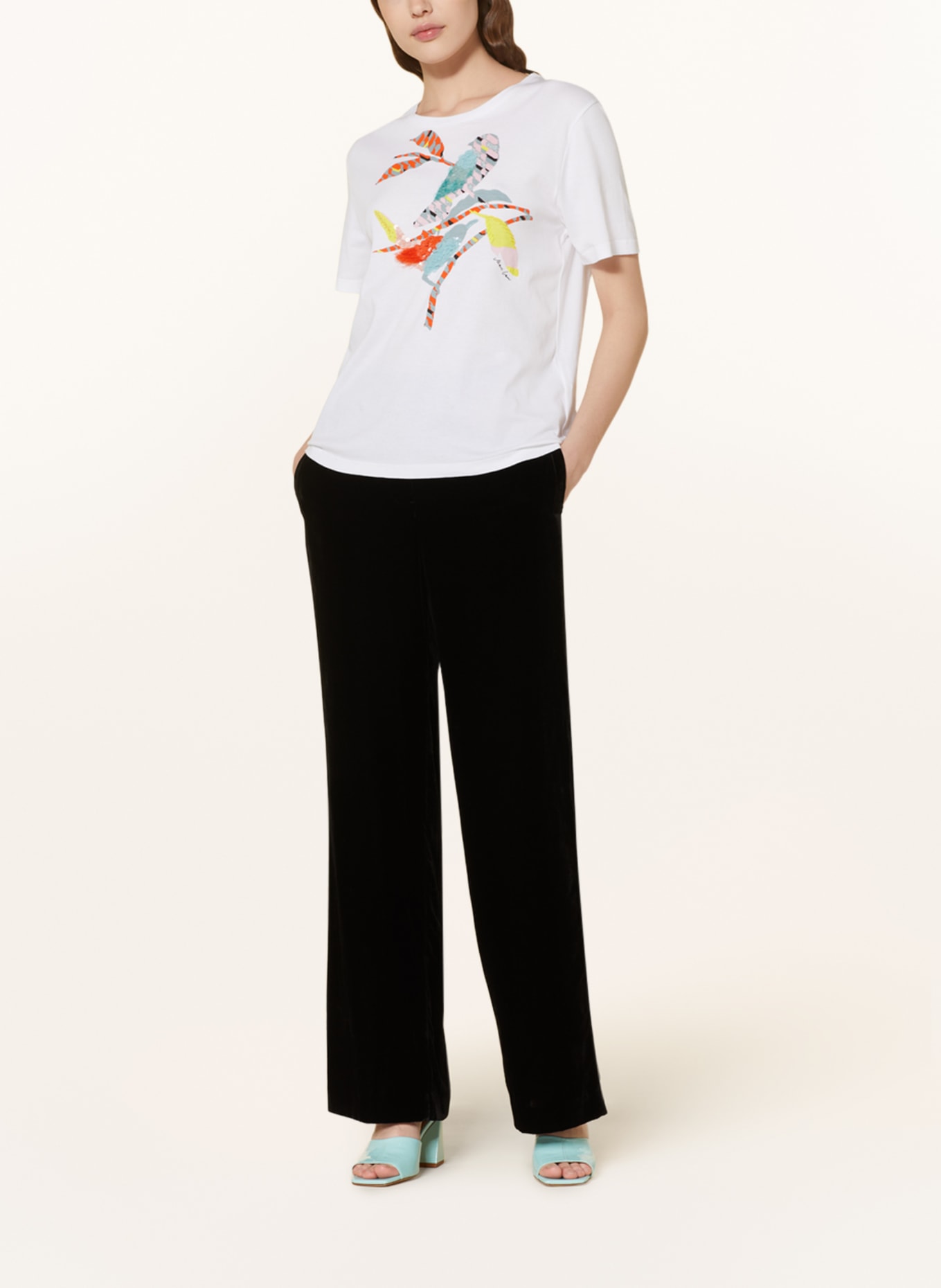 MARC CAIN T-shirt z cekinami i ozdobnymi kamykami, Kolor: 100 WHITE (Obrazek 2)