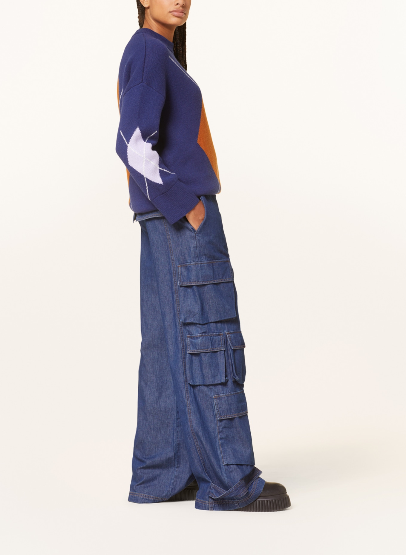 HUGO Cargo pants HACALU in denim look, Color: 420 MEDIUM BLUE (Image 4)