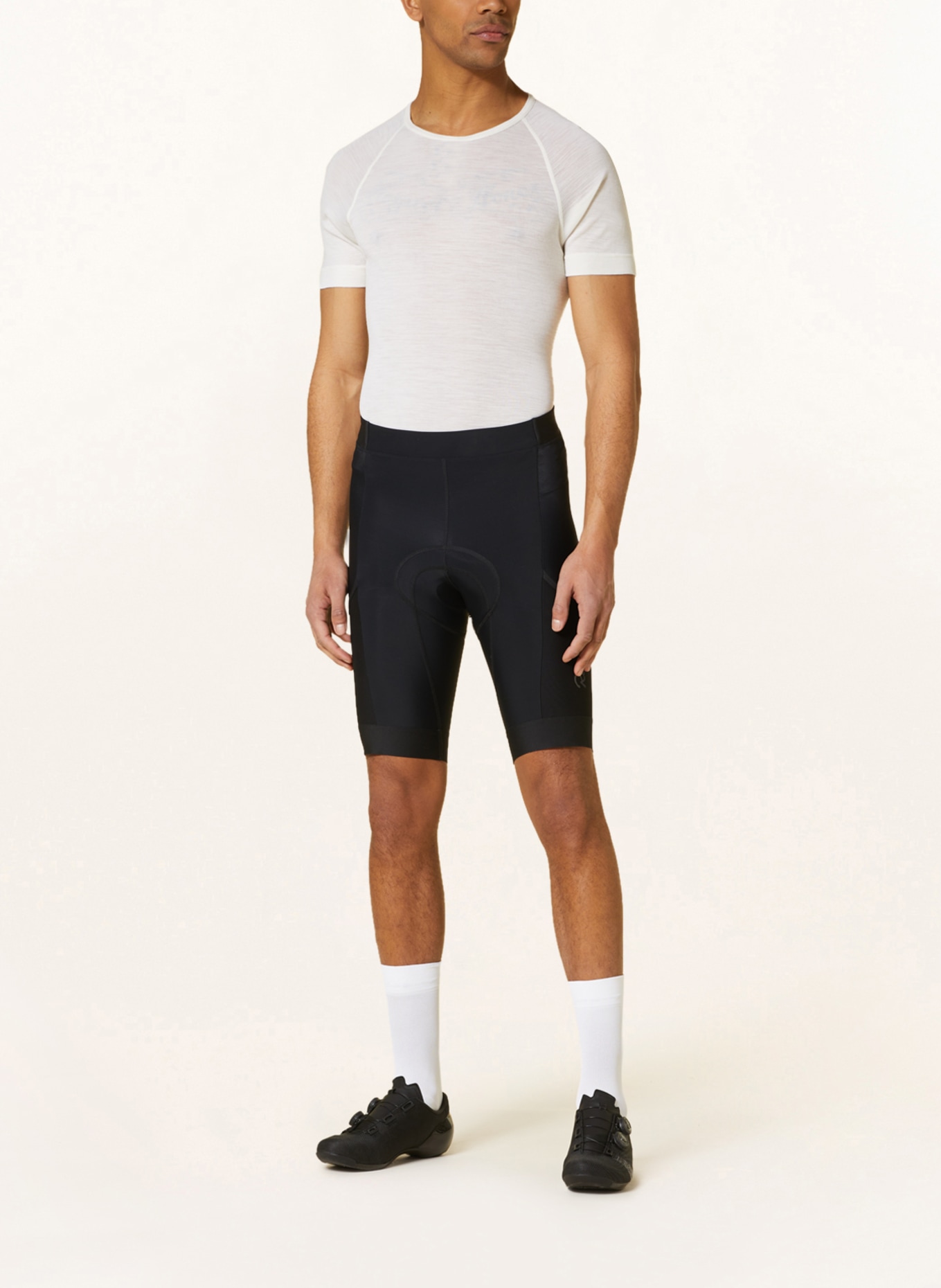 Rapha Cycling shorts CORE CARGO with padded insert, Color: BLACK (Image 2)