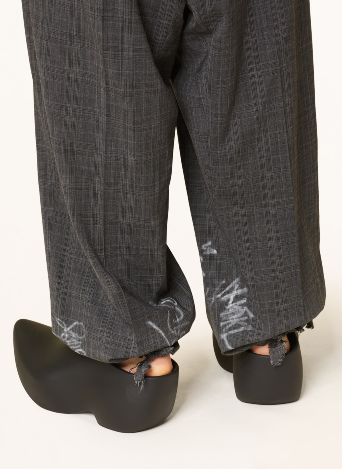 BALENCIAGA Spodnie extra slim fit, Kolor: SZARY/ CZARNY (Obrazek 6)