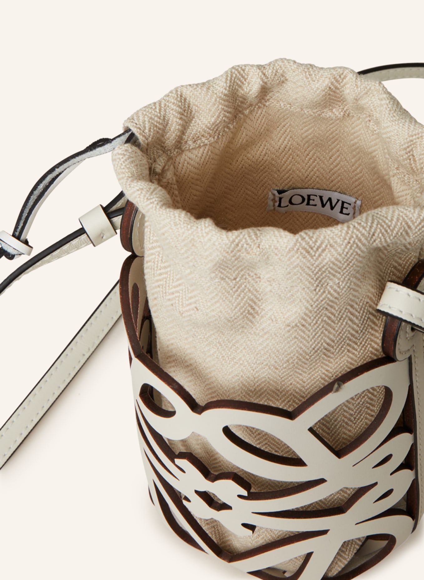 LOEWE Crossbody bag ANAGRAM, Color: ECRU (Image 3)