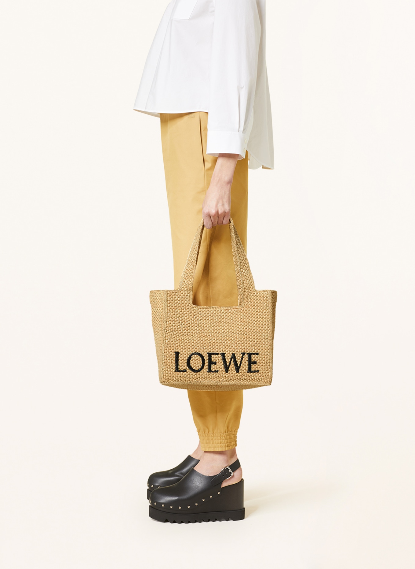 LOEWE Shopper MEDIUM, Farbe: HELLBRAUN/ SCHWARZ (Bild 4)