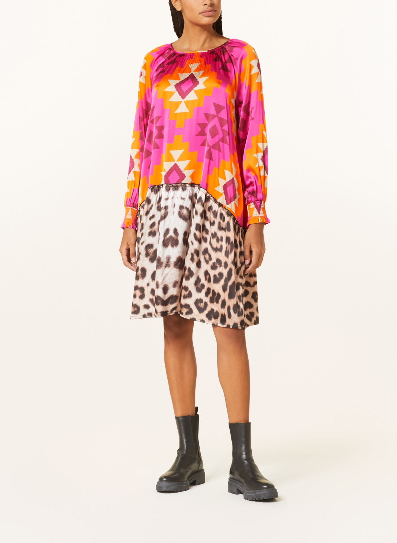 Grace Satin dress, Color: PINK/ ORANGE/ FUCHSIA (Image 2)