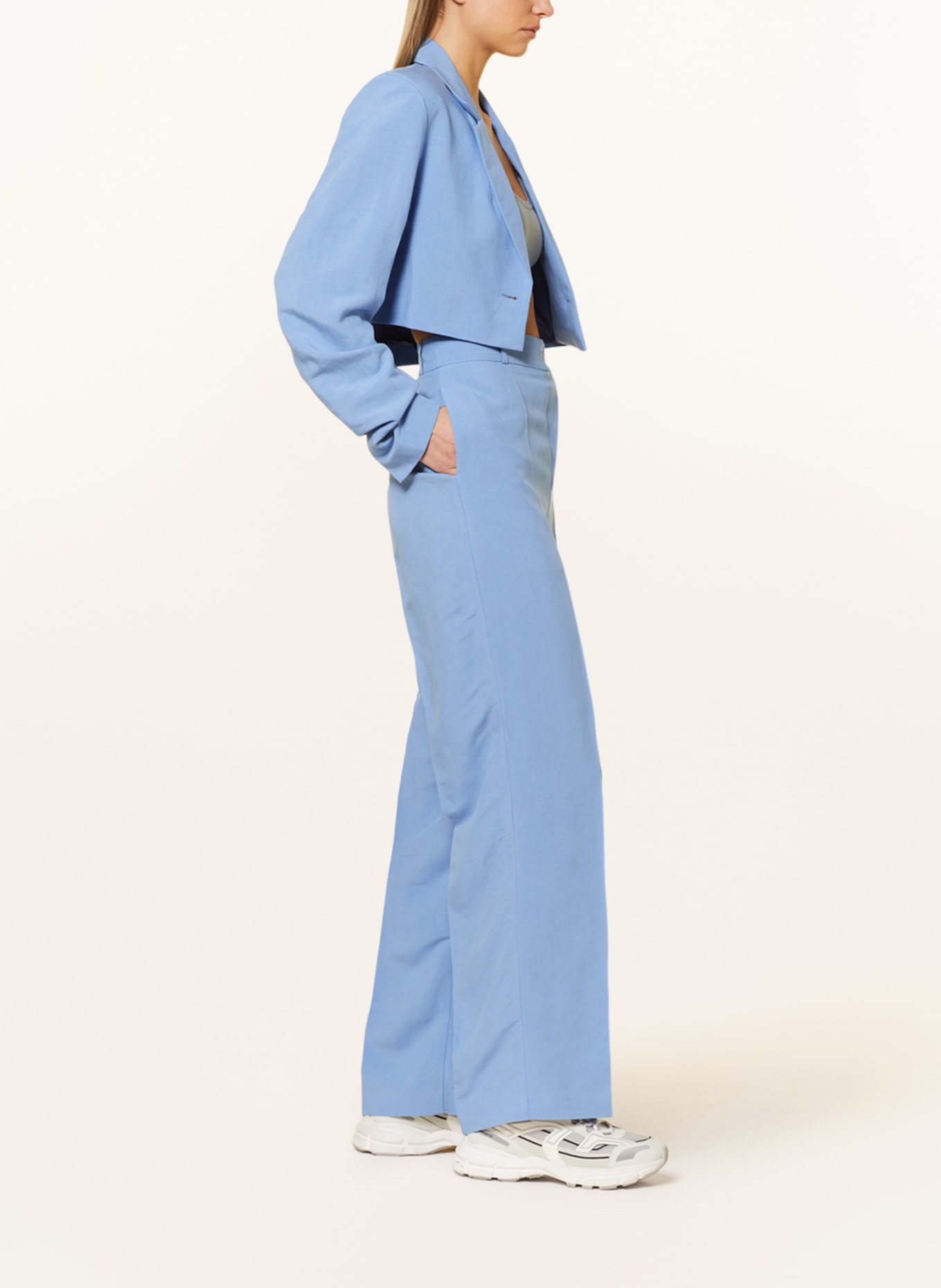 OH APRIL Trousers ÉLODIE with linen, Color: LIGHT BLUE (Image 4)