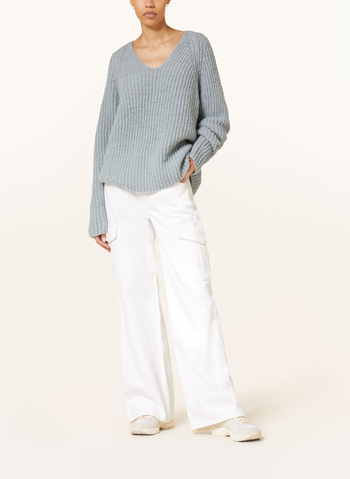DRYKORN Oversized-Pullover LYNETTE mit Alpaka, Farbe: HELLBLAU (Bild 2)