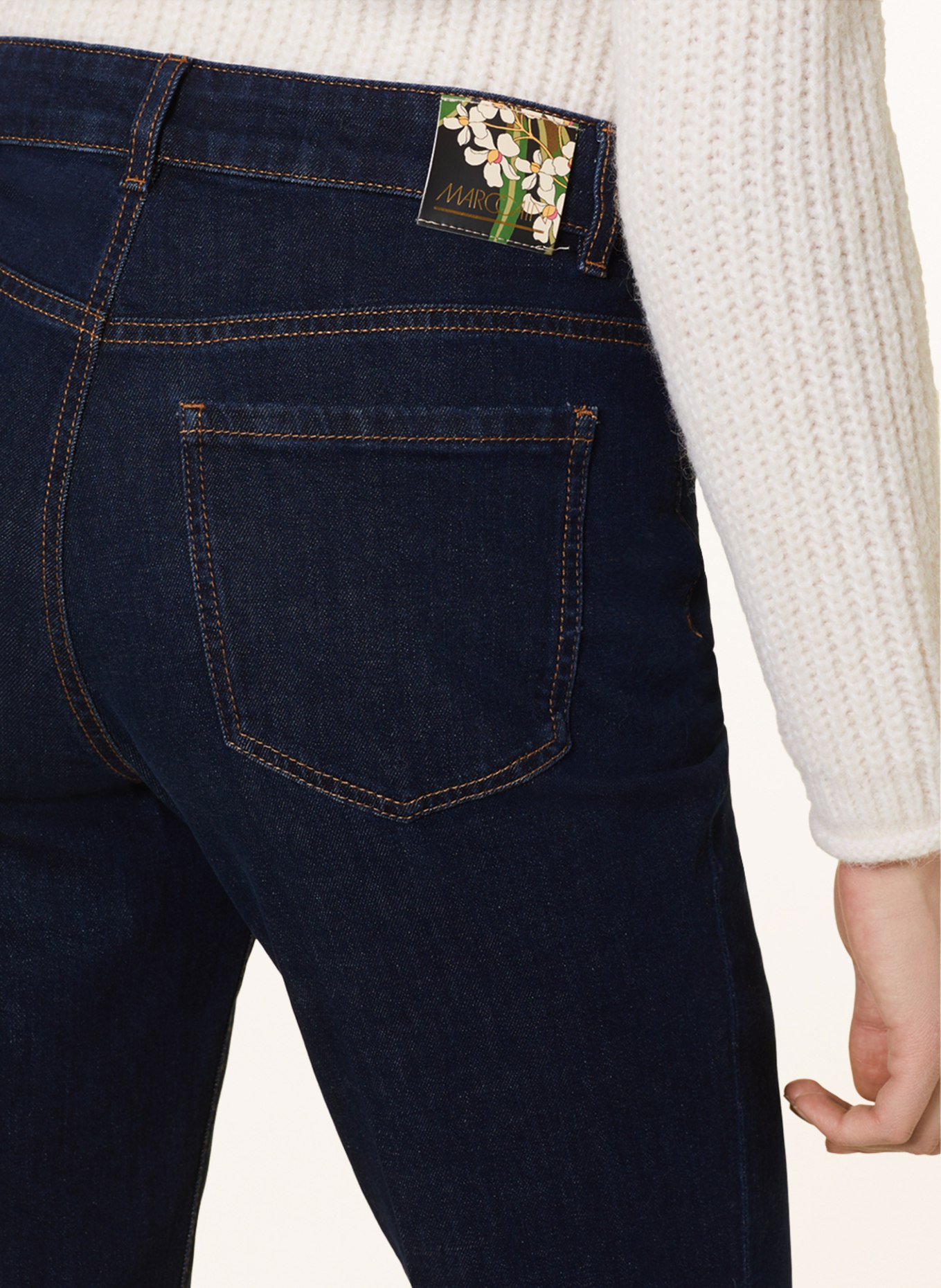 MARC CAIN Flared Jeans FARO, Farbe: 357 vintage indigo (Bild 5)