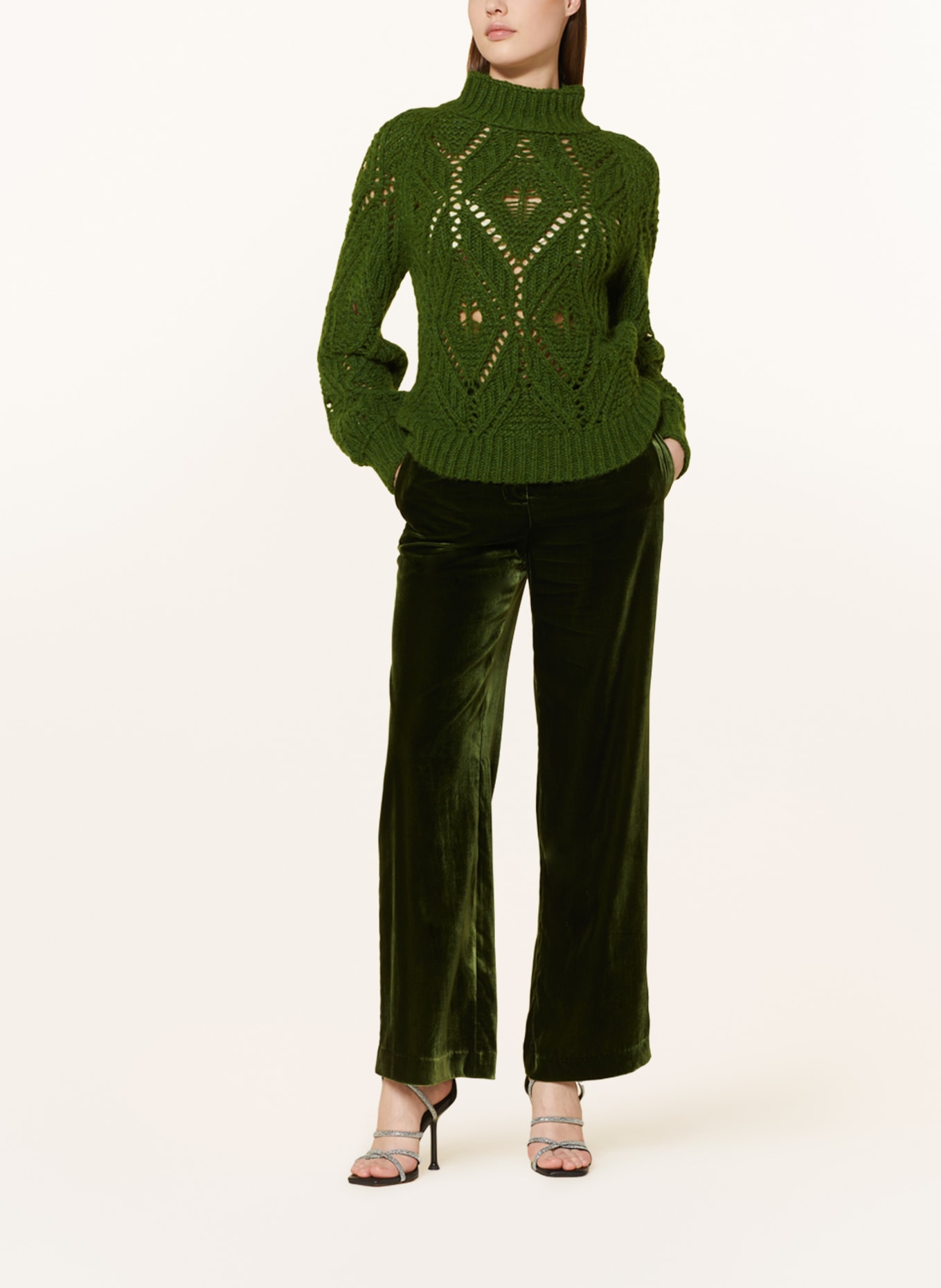 MARC CAIN Marlenehose aus Samt: 573 orient green