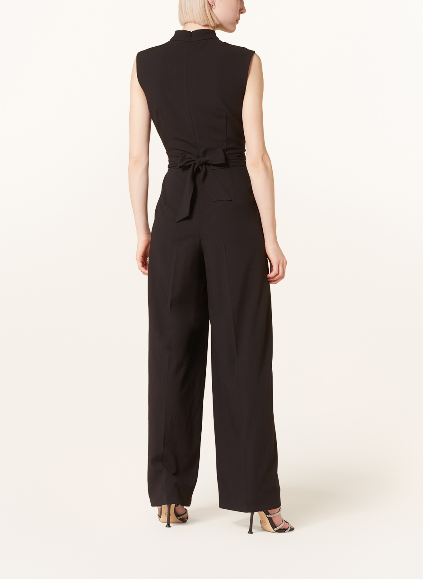 Comma jumpsuit schwarz best sale