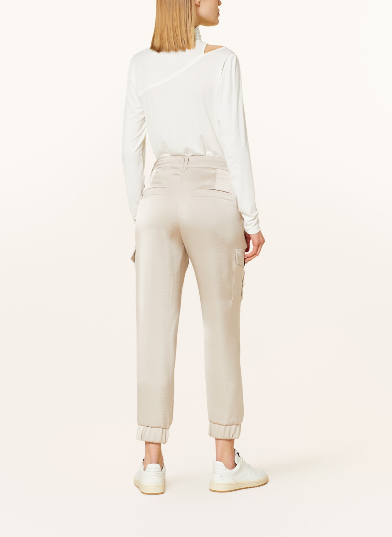 MARC CAIN Cargo trousers RIDDER made of satin, Color: 646 warm stone (Image 3)