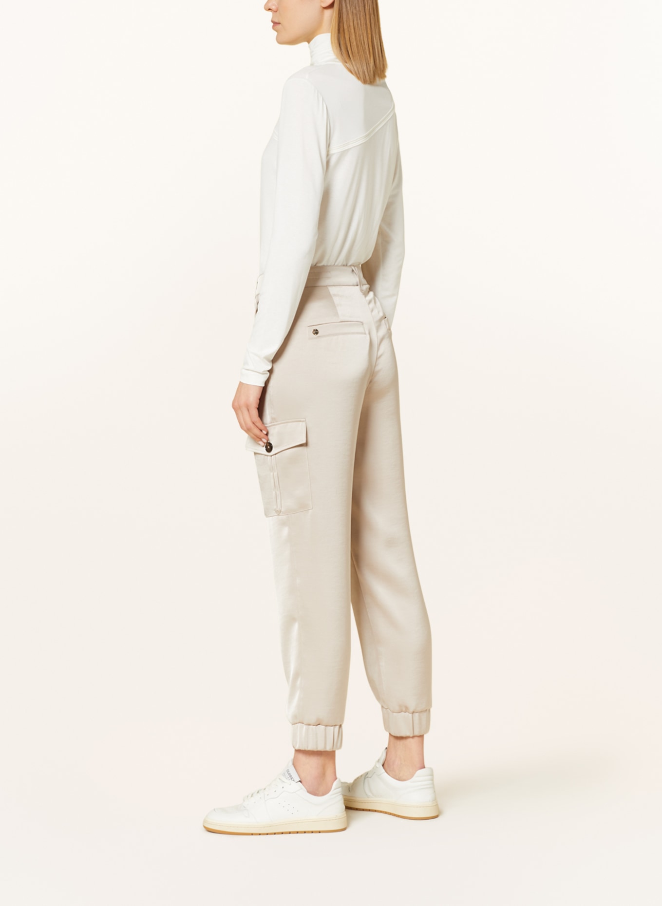 MARC CAIN Cargo trousers RIDDER made of satin, Color: 646 warm stone (Image 4)