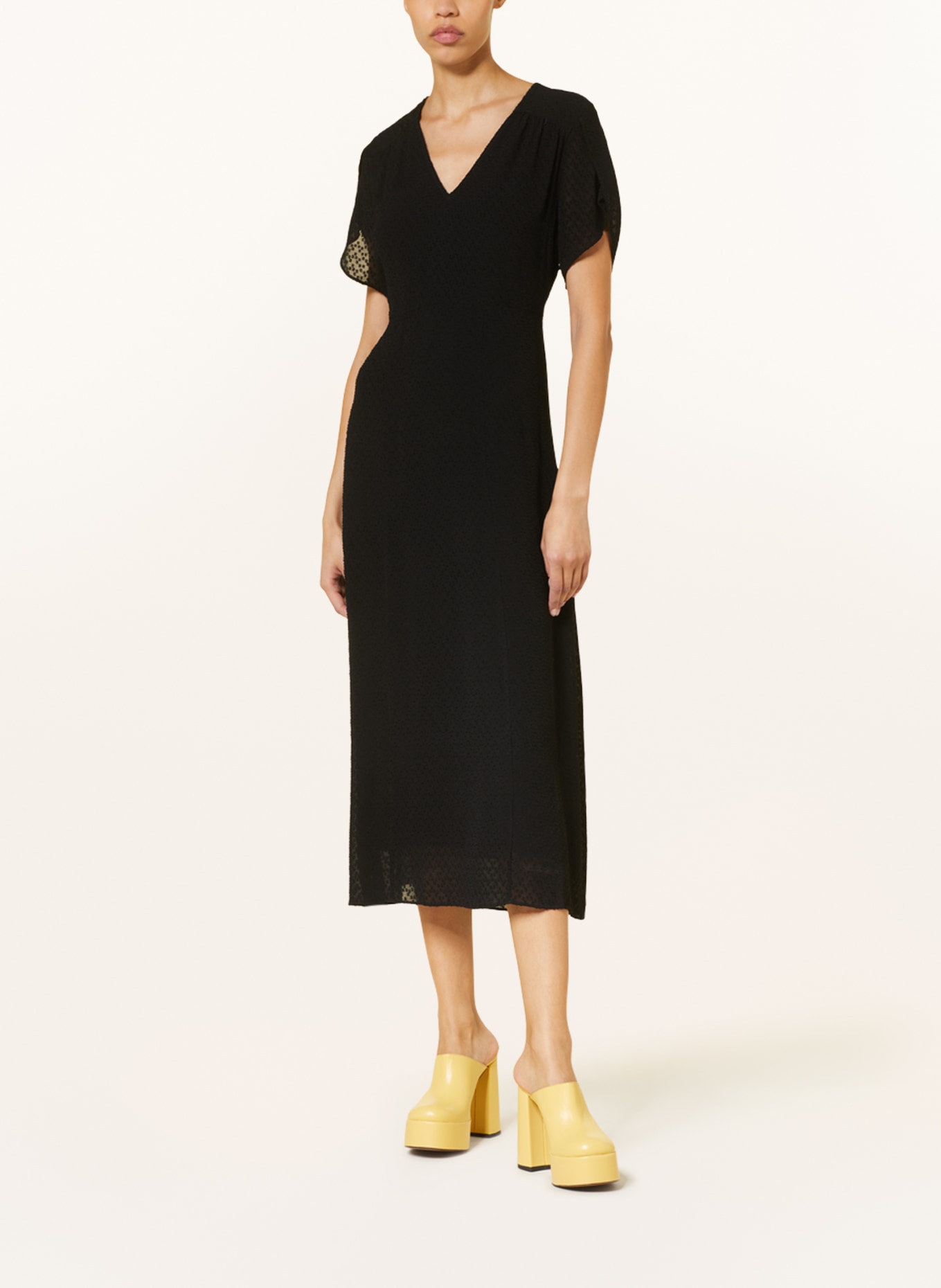 BAUM UND PFERDGARTEN Dress AIYANNA, Color: BLACK (Image 2)