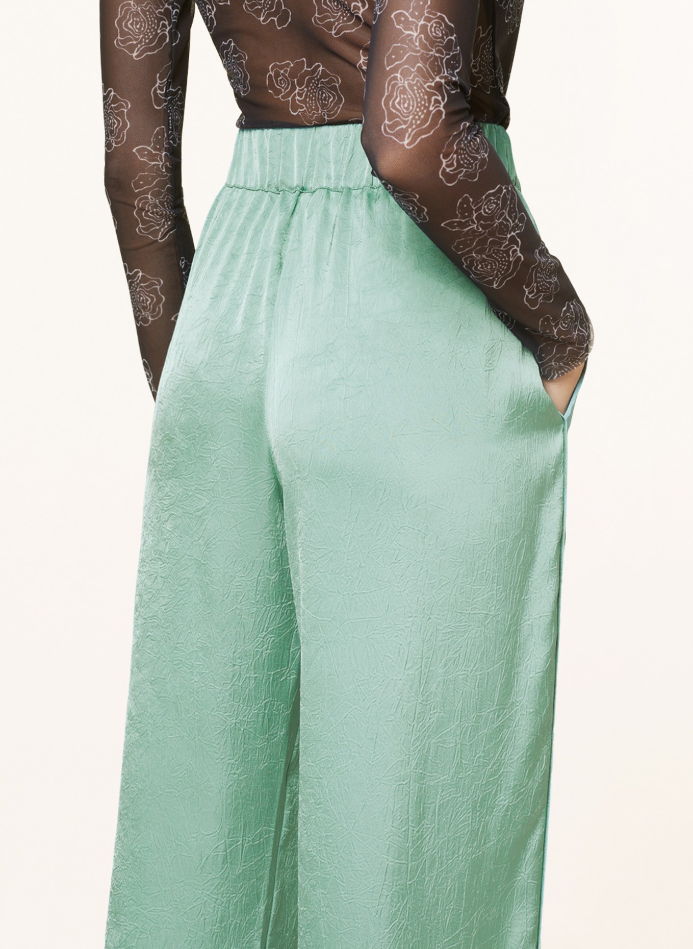 BAUM UND PFERDGARTEN Wide leg trousers NARINE, Color: GREEN (Image 5)