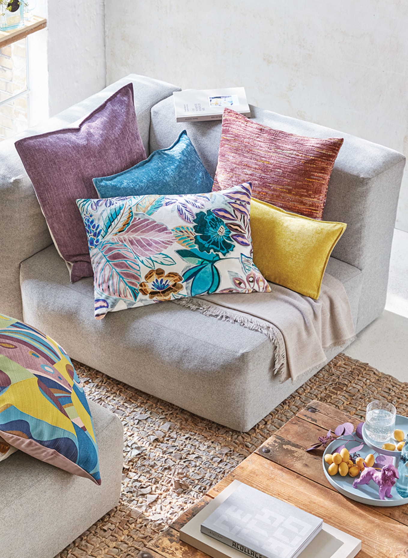 PROFLAX Decorative cushion cover PERNILL, Color: FUCHSIA/ CREAM (Image 3)