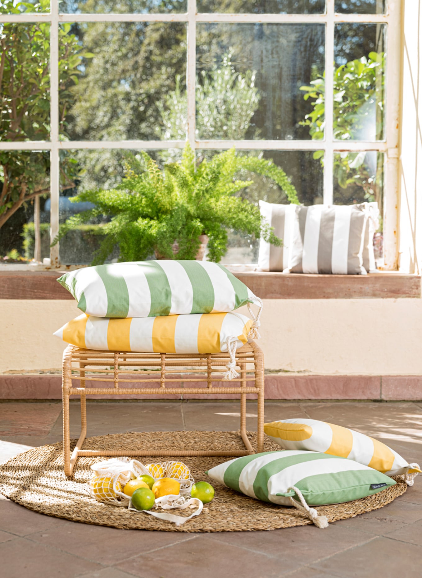 MAGMA Decorative cushion cover SANTORIN, Color: LIGHT GREEN/ WHITE (Image 2)