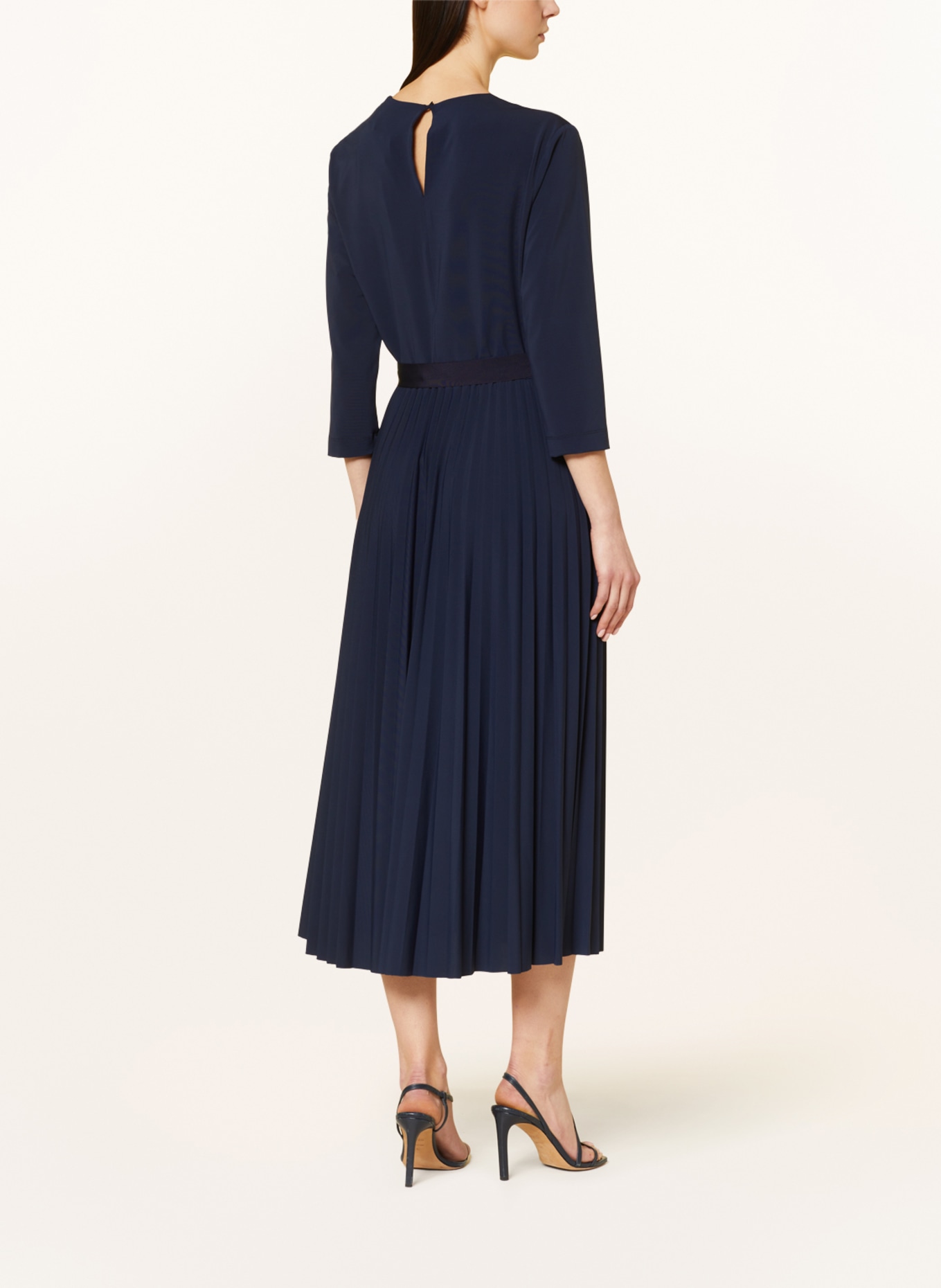 ELENA MIRO Kleid mit Plissees: DUNKELBLAU