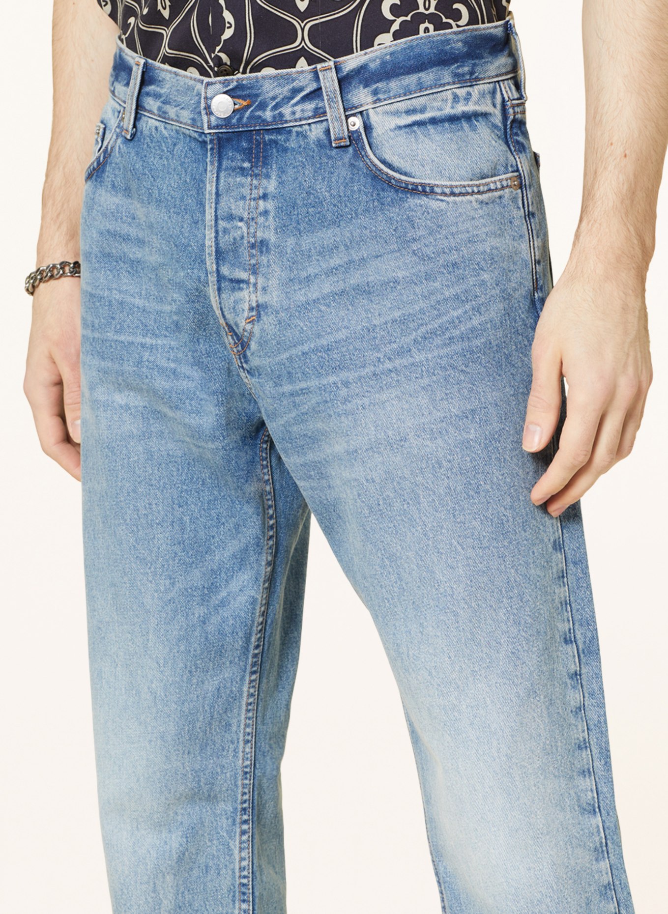 WEEKDAY Jeans BARREL relaxed tapered fit, Color: 75-101 Seventeen Blue (Image 5)