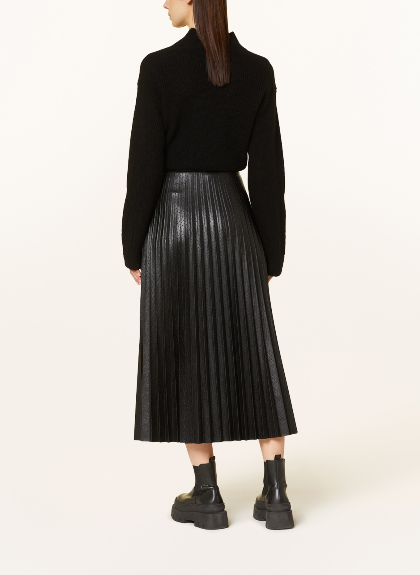 BOSS Pleated skirt VEPLIKA in leather look, Color: BLACK (Image 3)