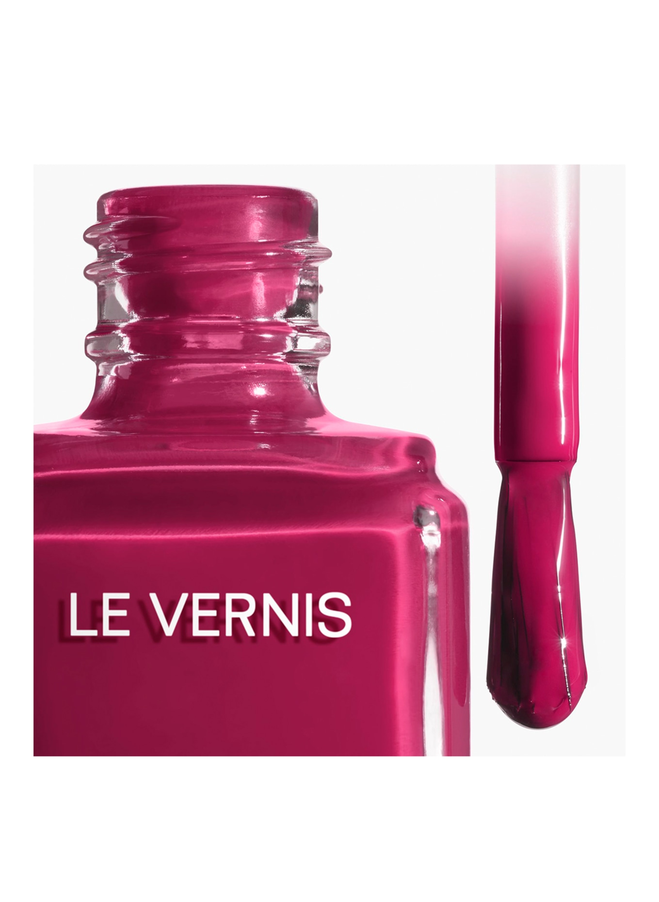 CHANEL LE VERNIS: 139 ACTIVISTE
