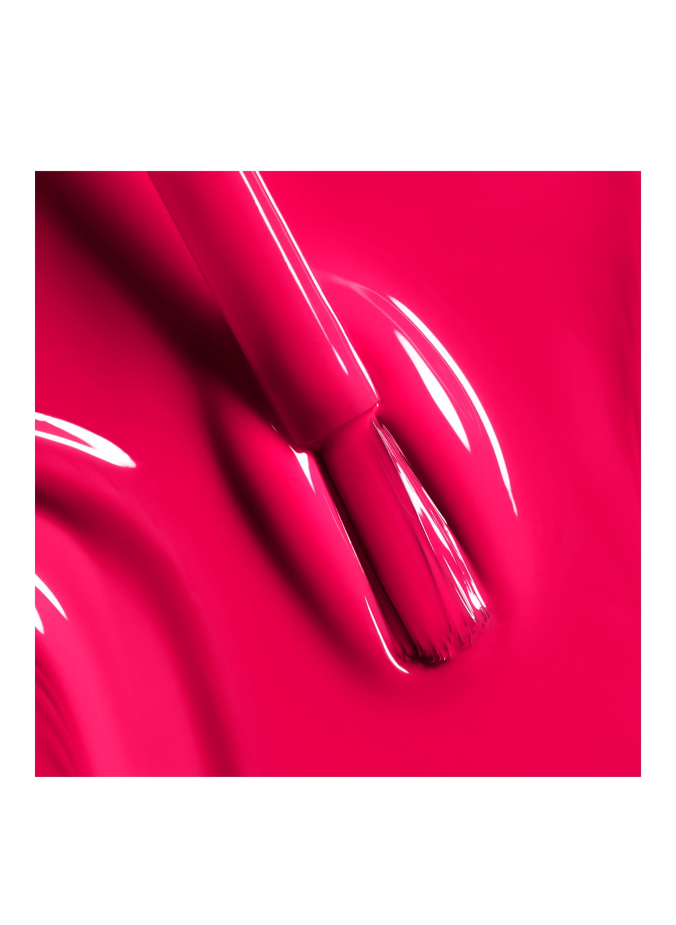 CHANEL LE VERNIS: 143 DIVA