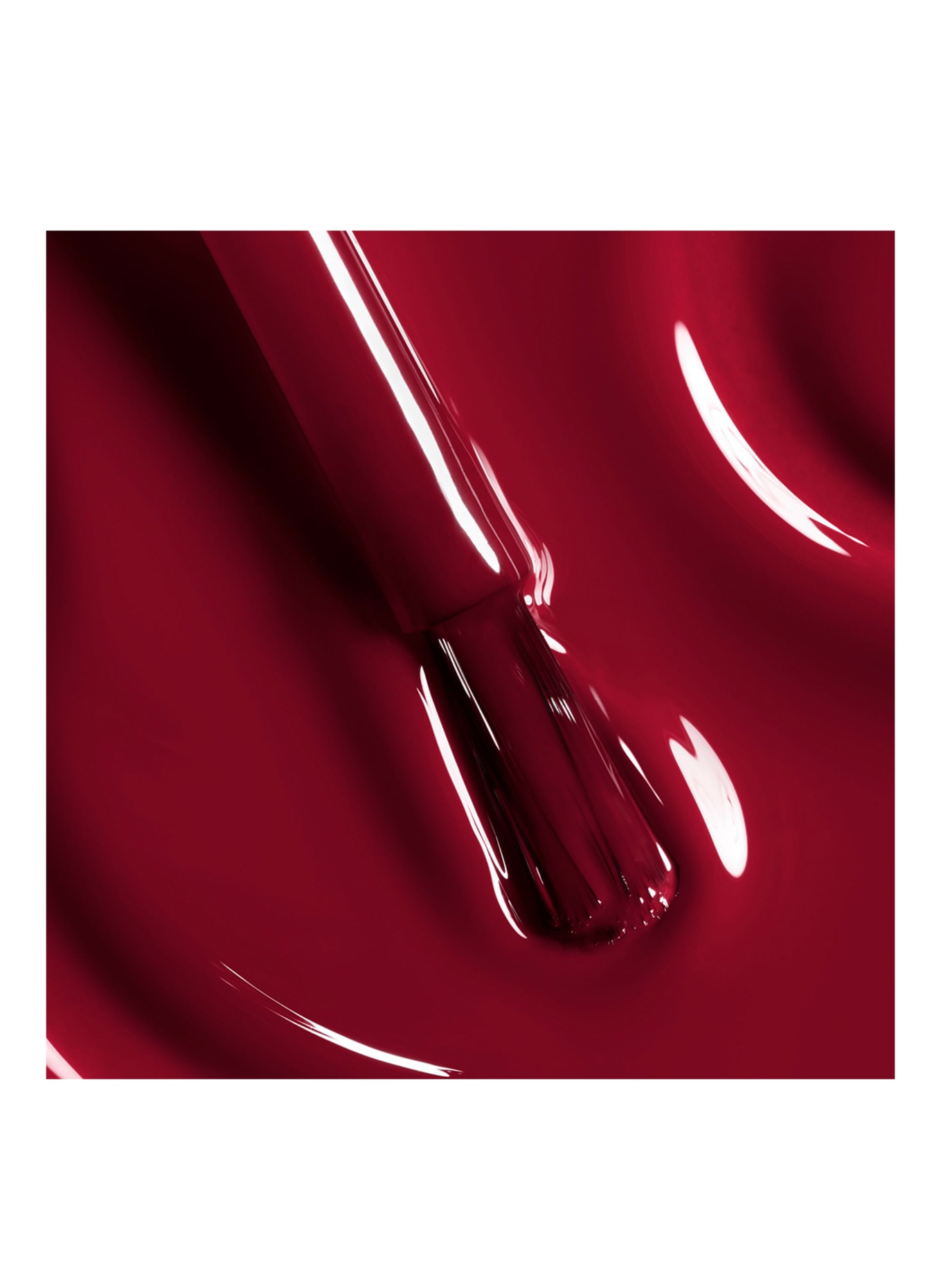 CHANEL LE VERNIS: 153 POMPIER