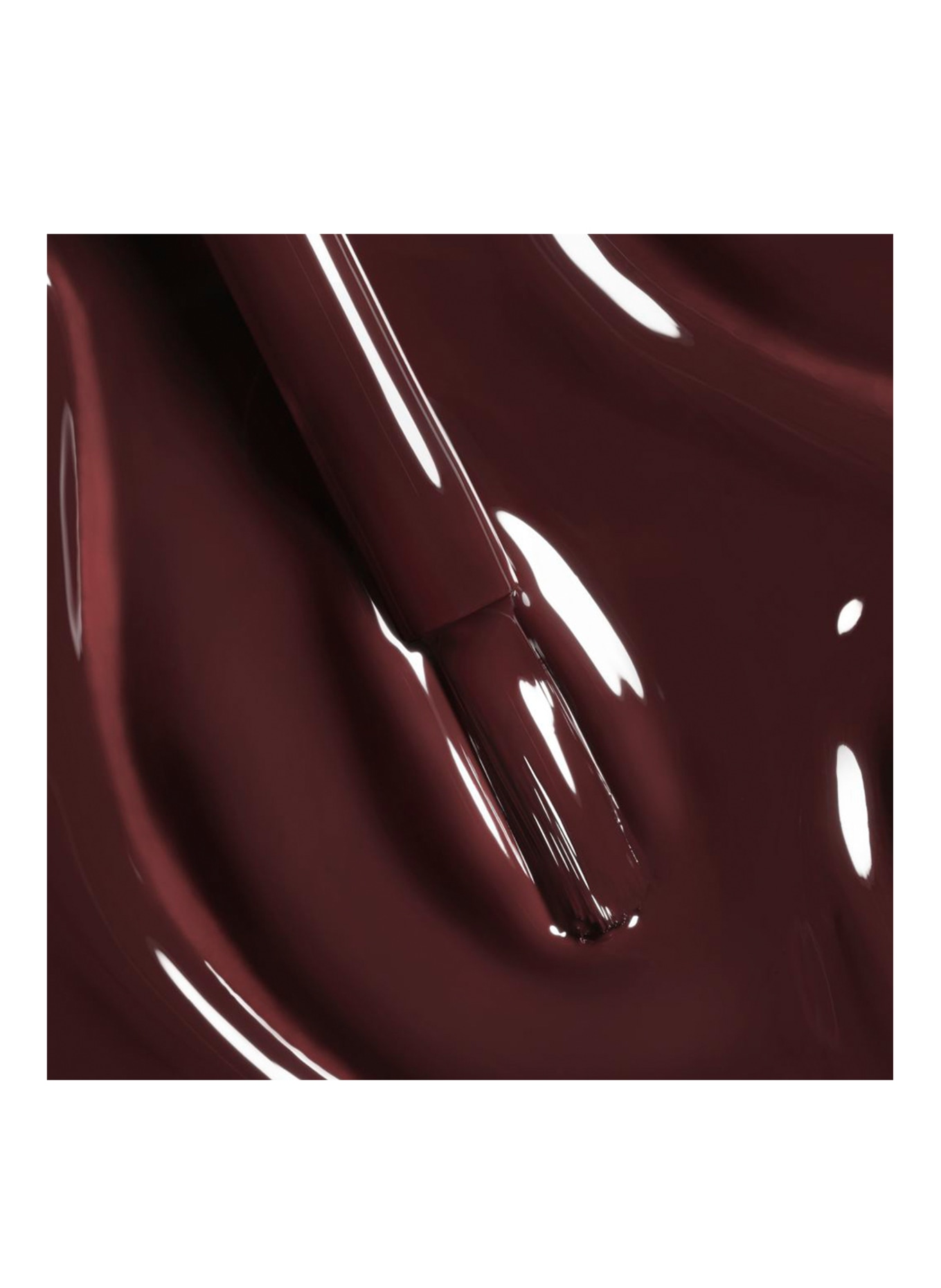 CHANEL LE VERNIS: 155 ROUGE NOIR