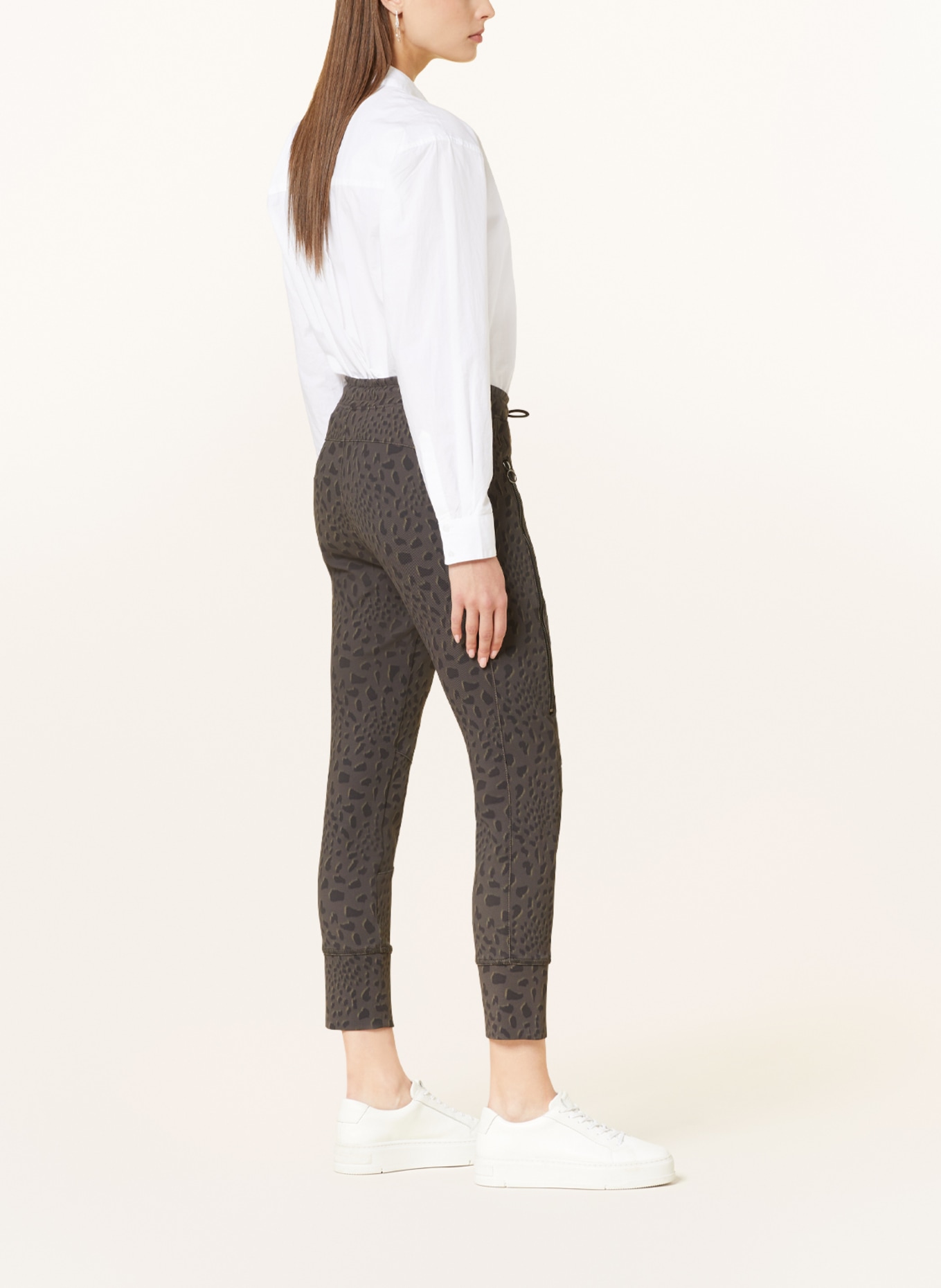 MAC Hose FUTURE 2.0 im Jogging-Stil: DUNKELGRAU/ SCHWARZ