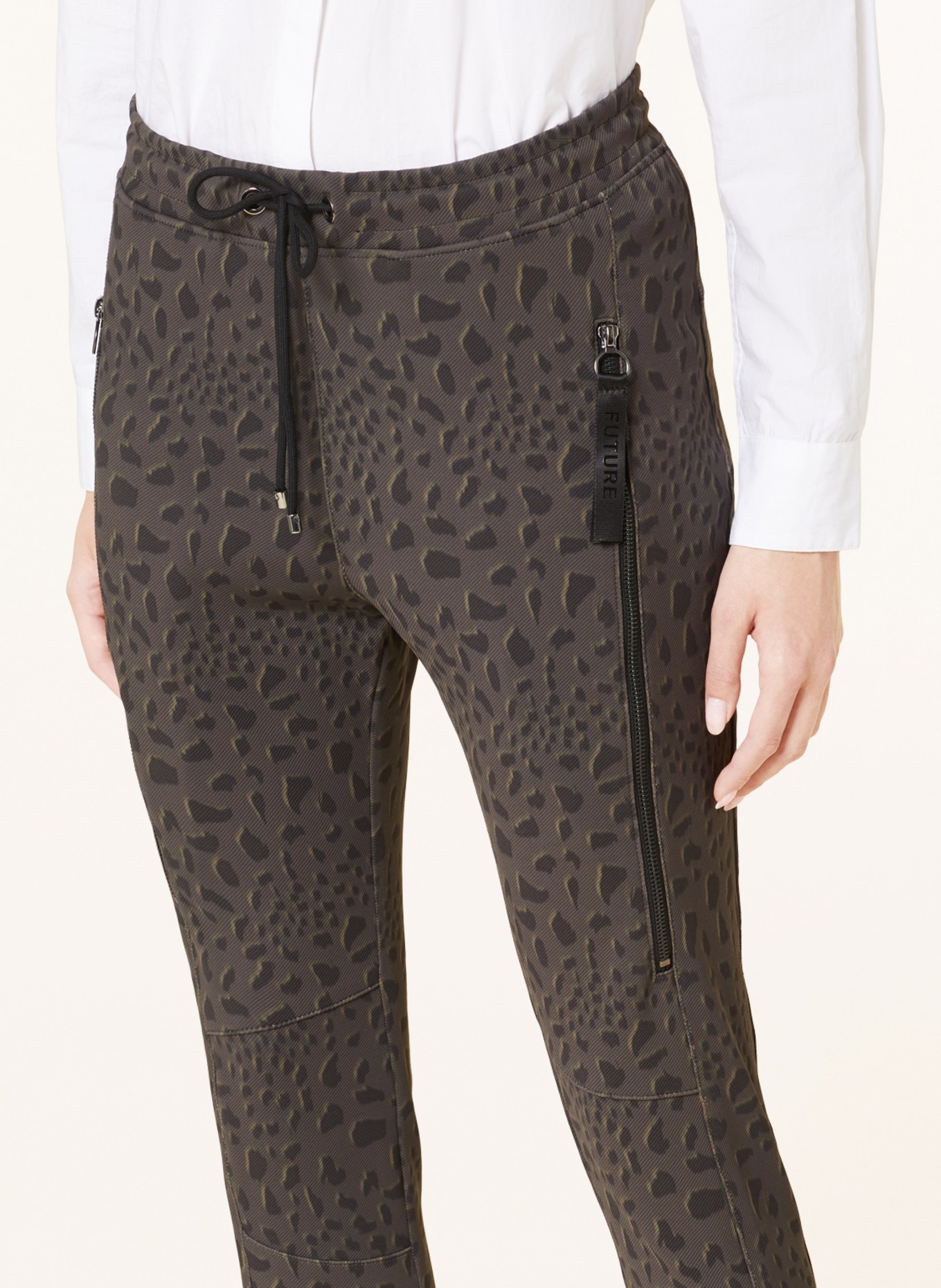 MAC Hose FUTURE 2.0 im Jogging-Stil: DUNKELGRAU/ SCHWARZ