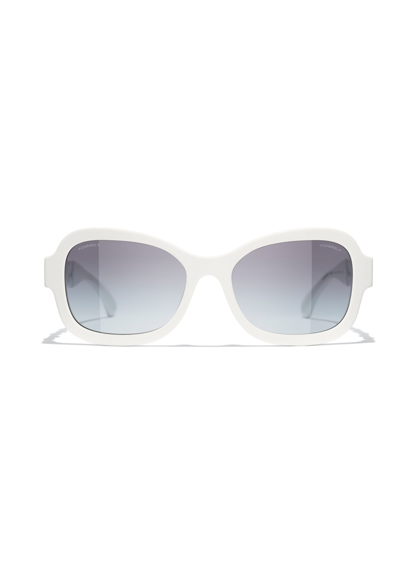 CHANEL Rechteckige Sonnenbrille in c716s6 - weiss/ grau verlauf